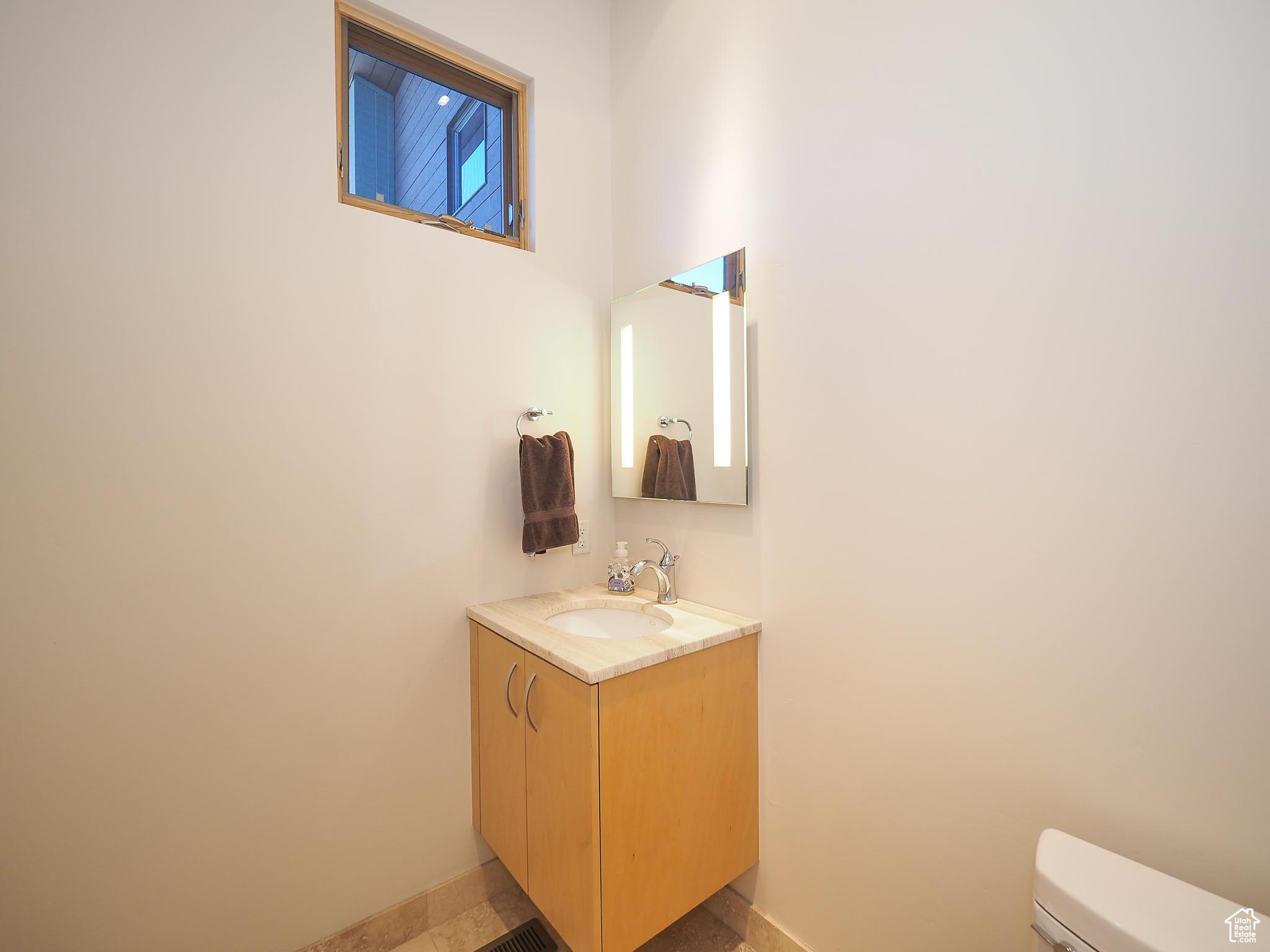 2949 ARROWHEAD TRL