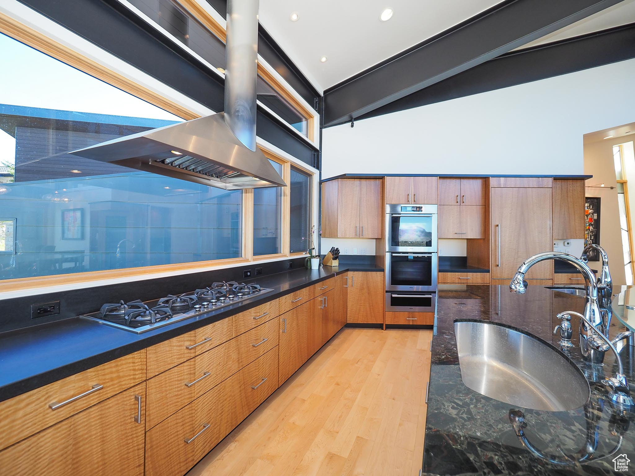 2949 ARROWHEAD TRL