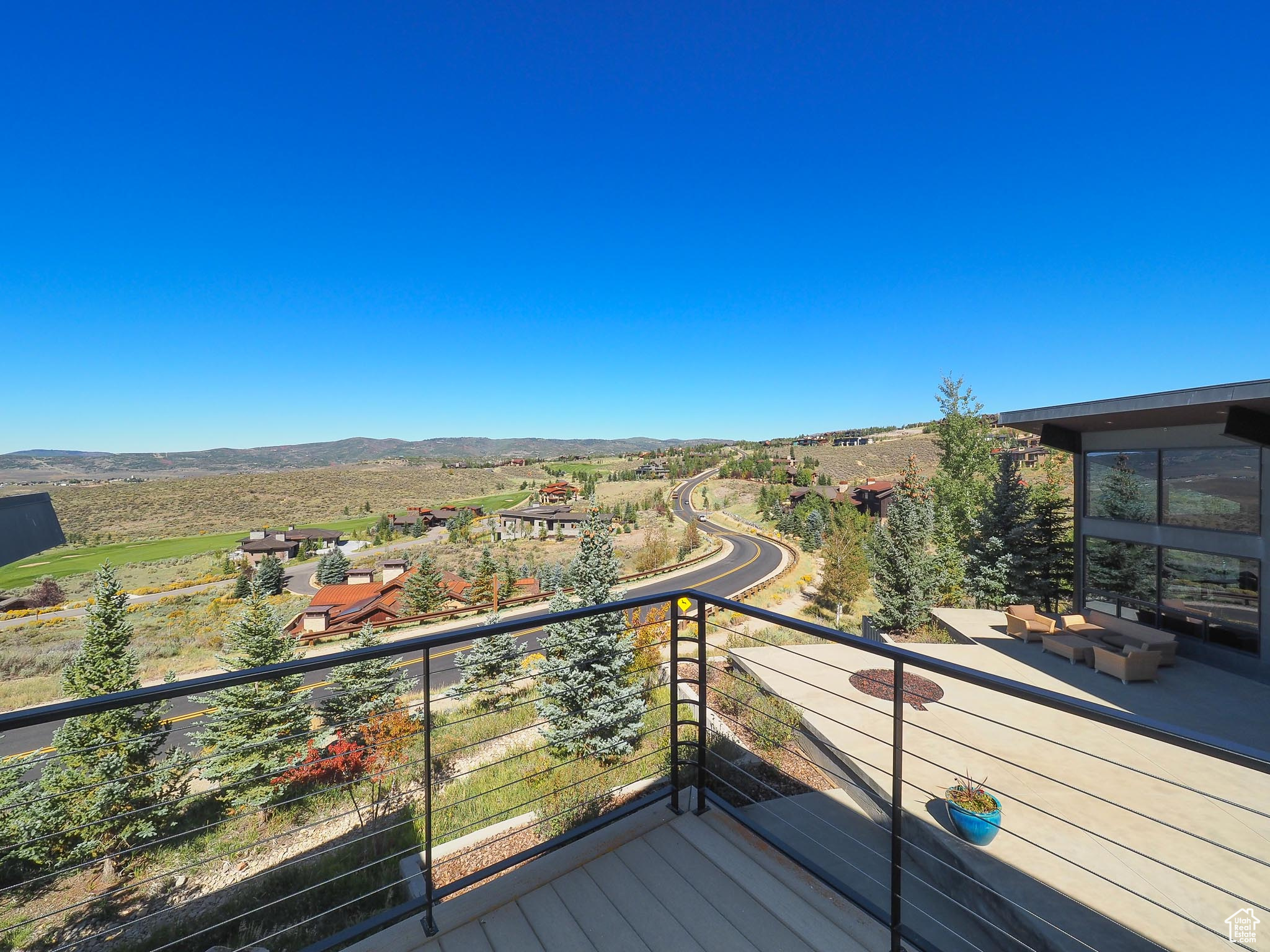 2949 ARROWHEAD TRL