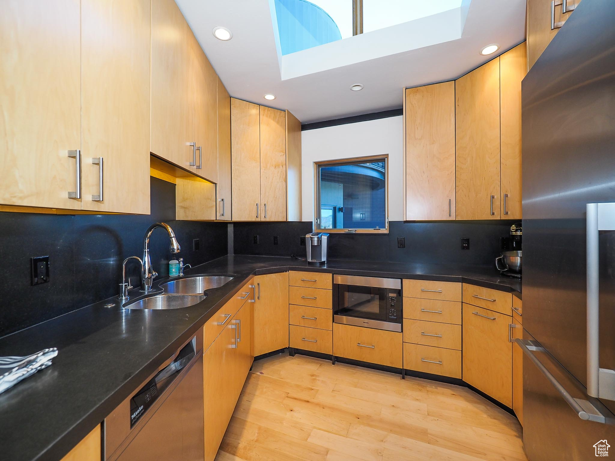 2949 ARROWHEAD TRL
