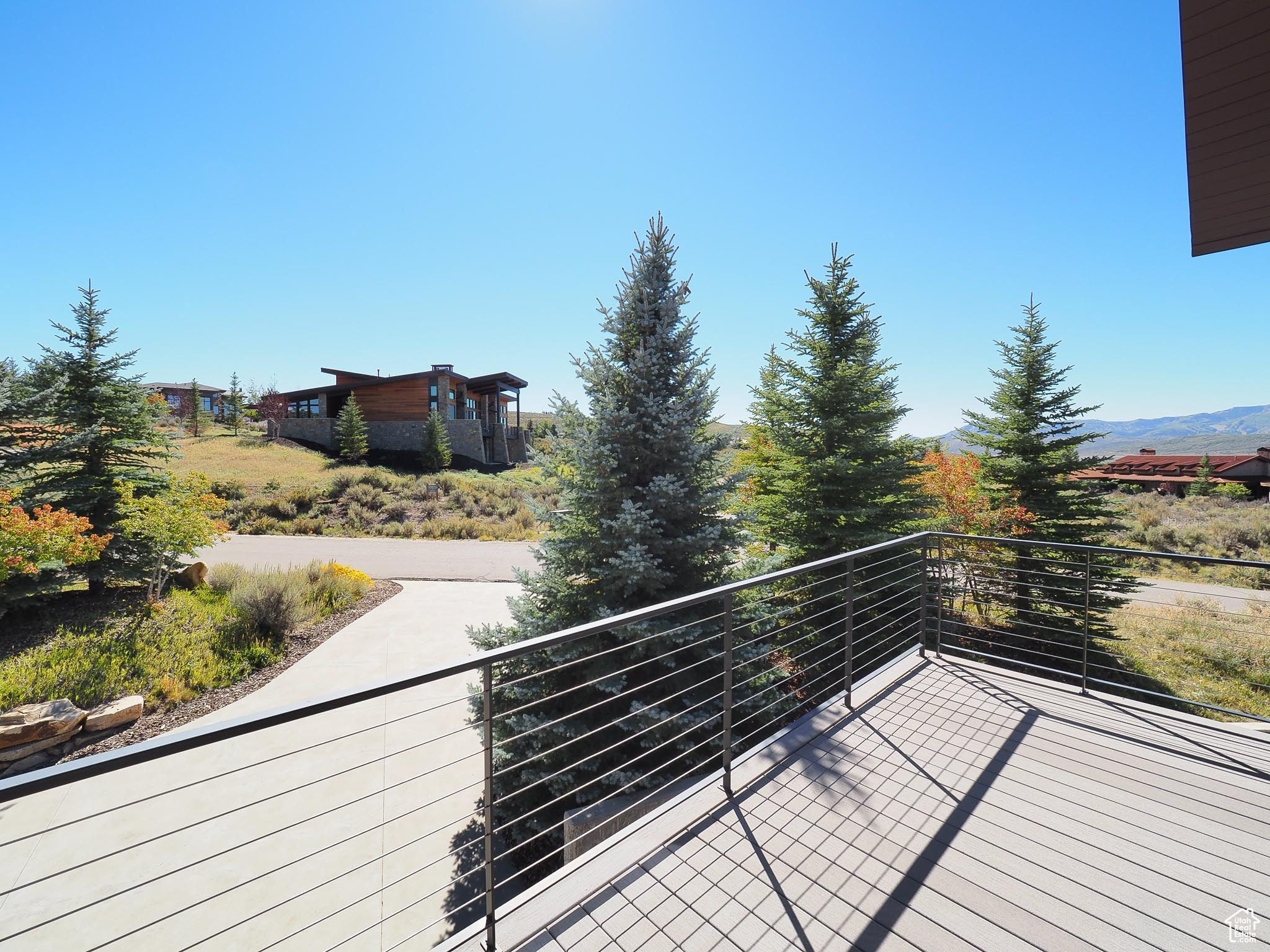 2949 ARROWHEAD TRL