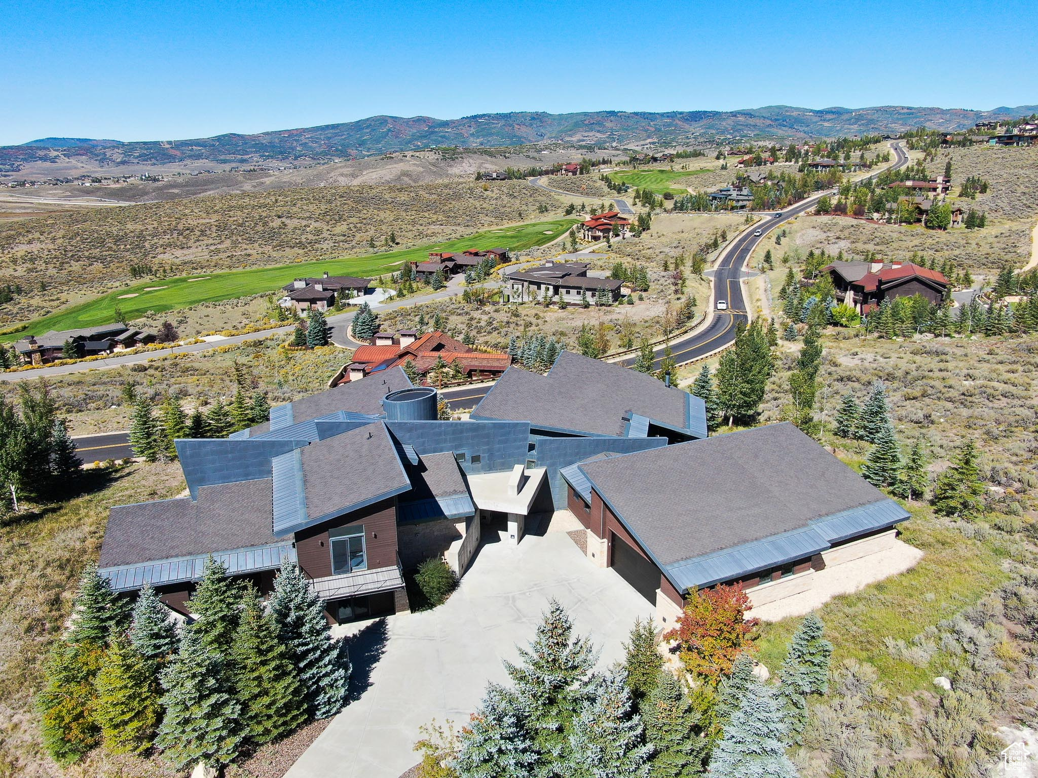 2949 ARROWHEAD TRL