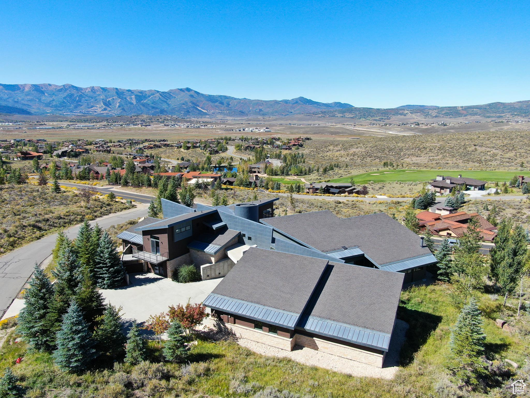 2949 ARROWHEAD TRL