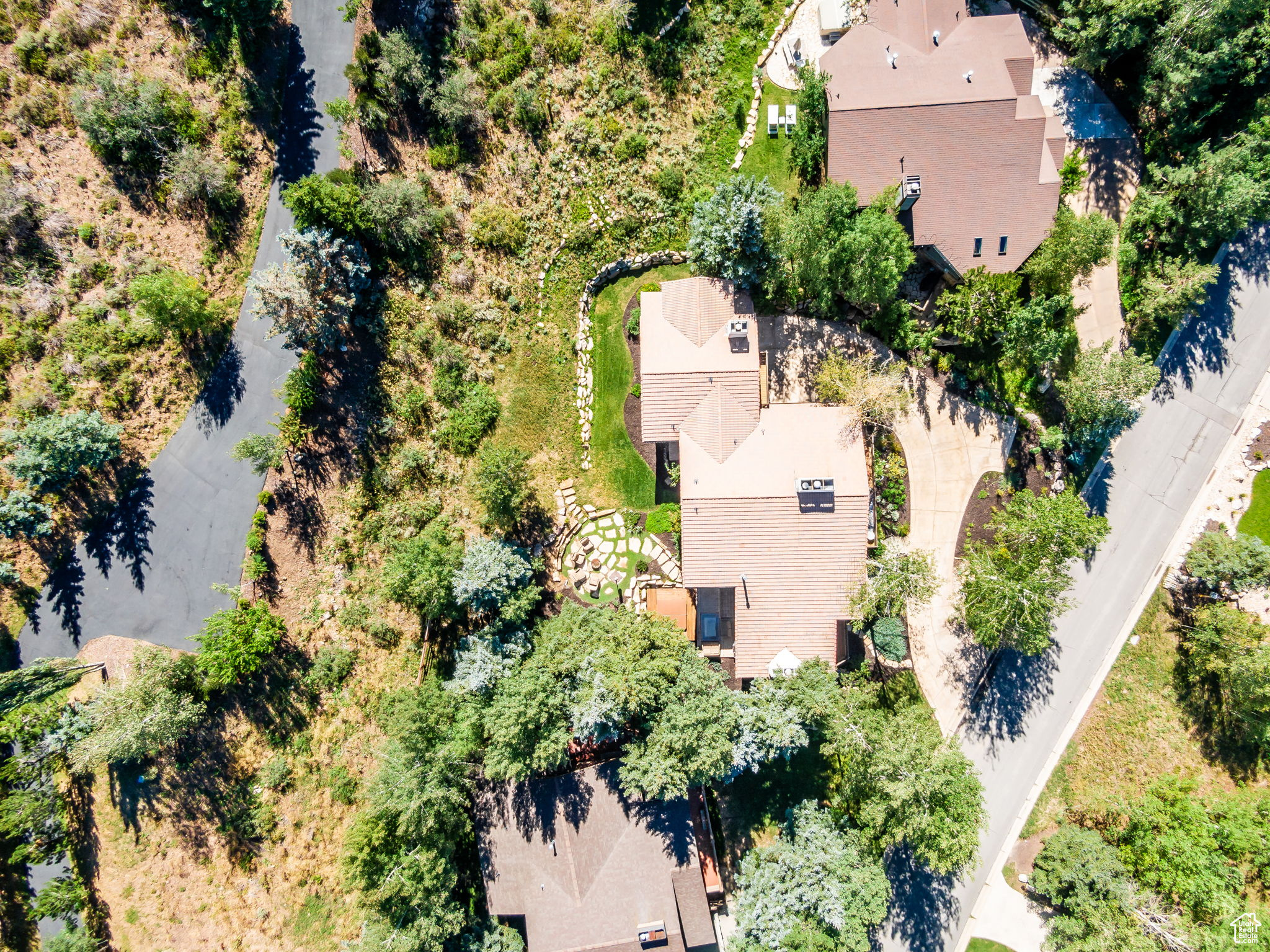 2540 QUEEN ESTHER DR