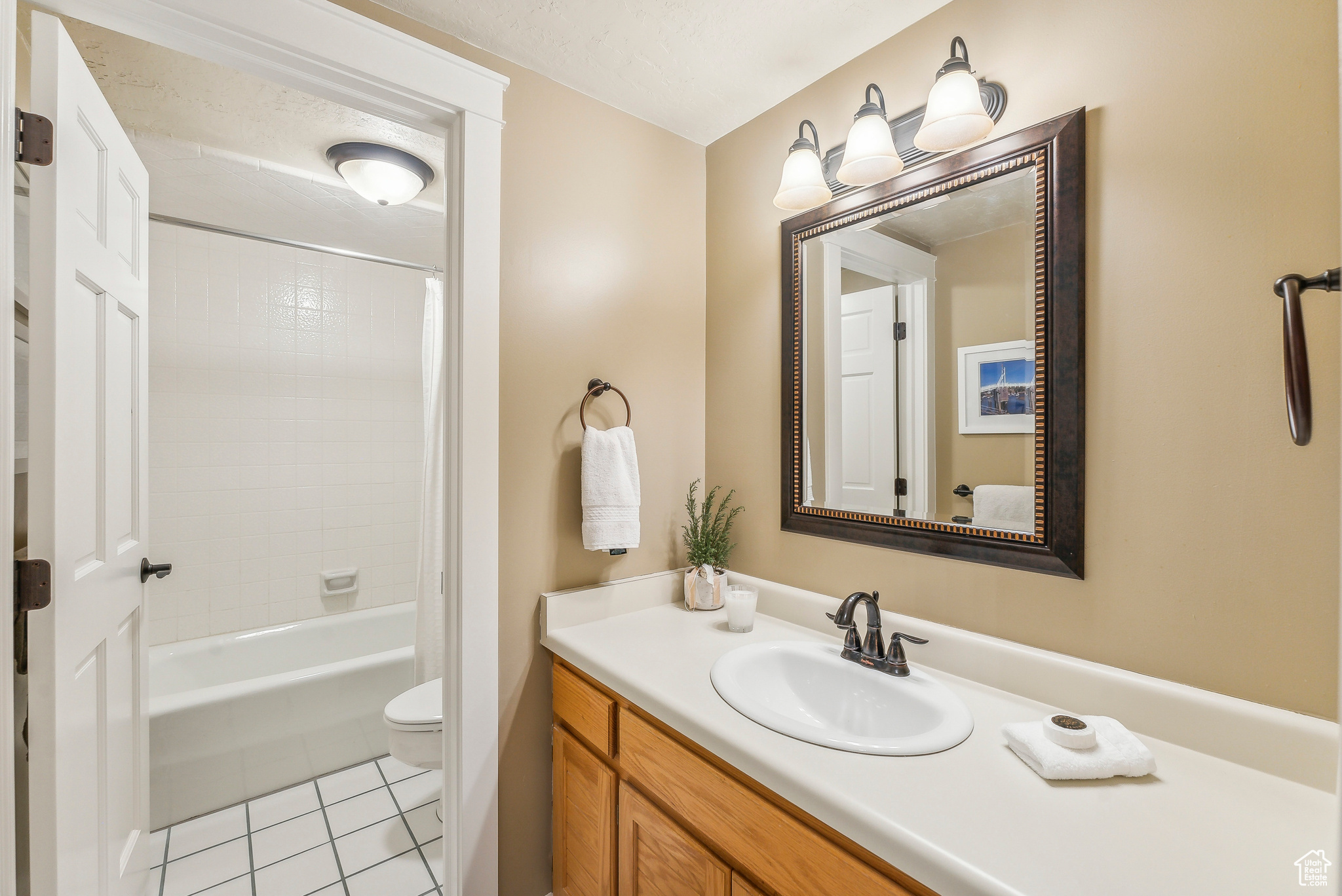 1501 W MEADOW LOOP RD #8