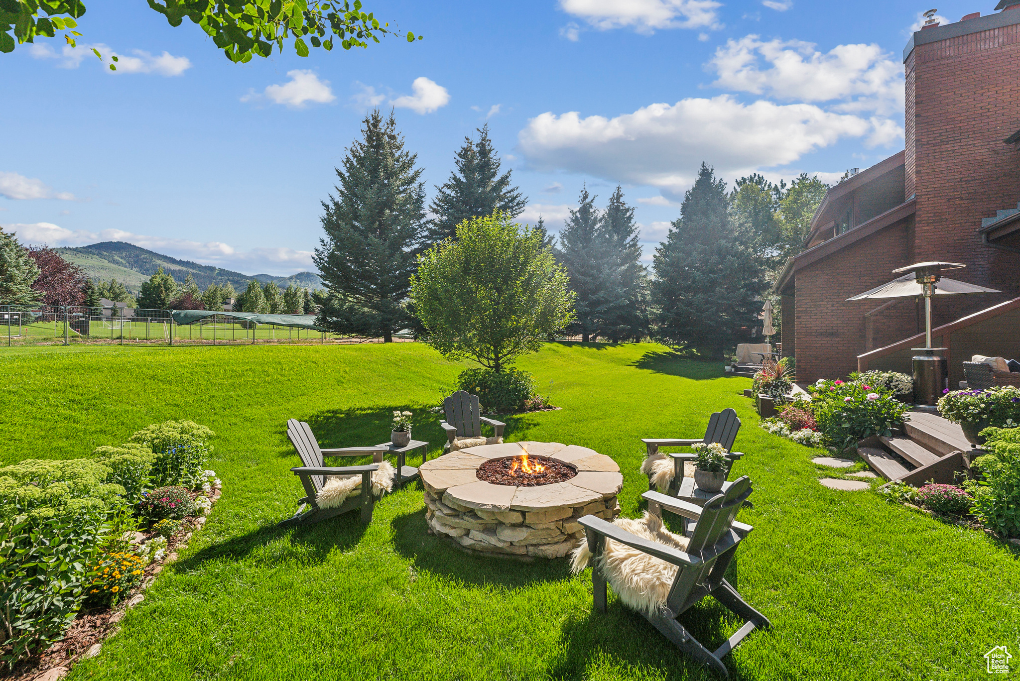 1501 W MEADOW LOOP RD #8