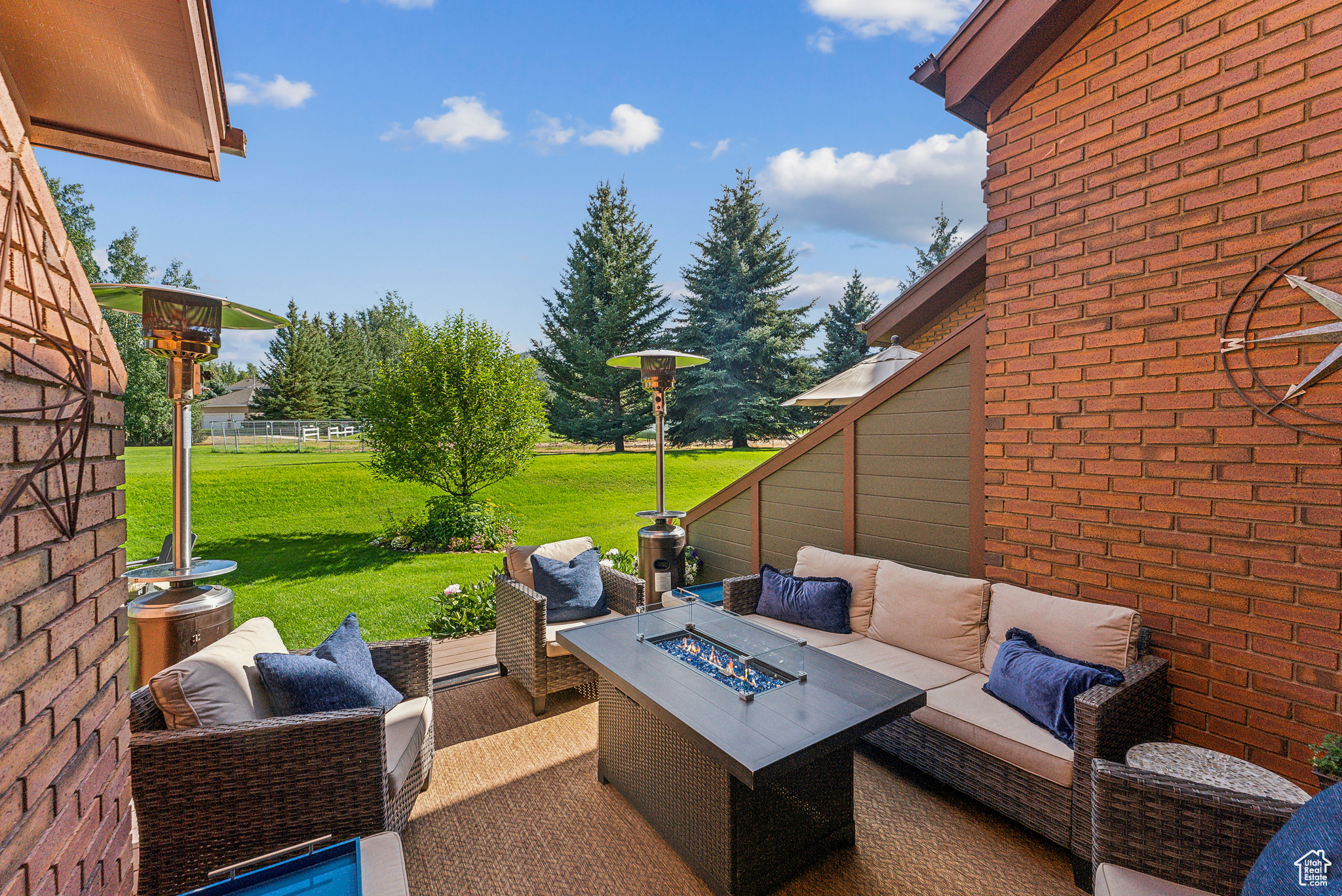 1501 W MEADOW LOOP RD #8