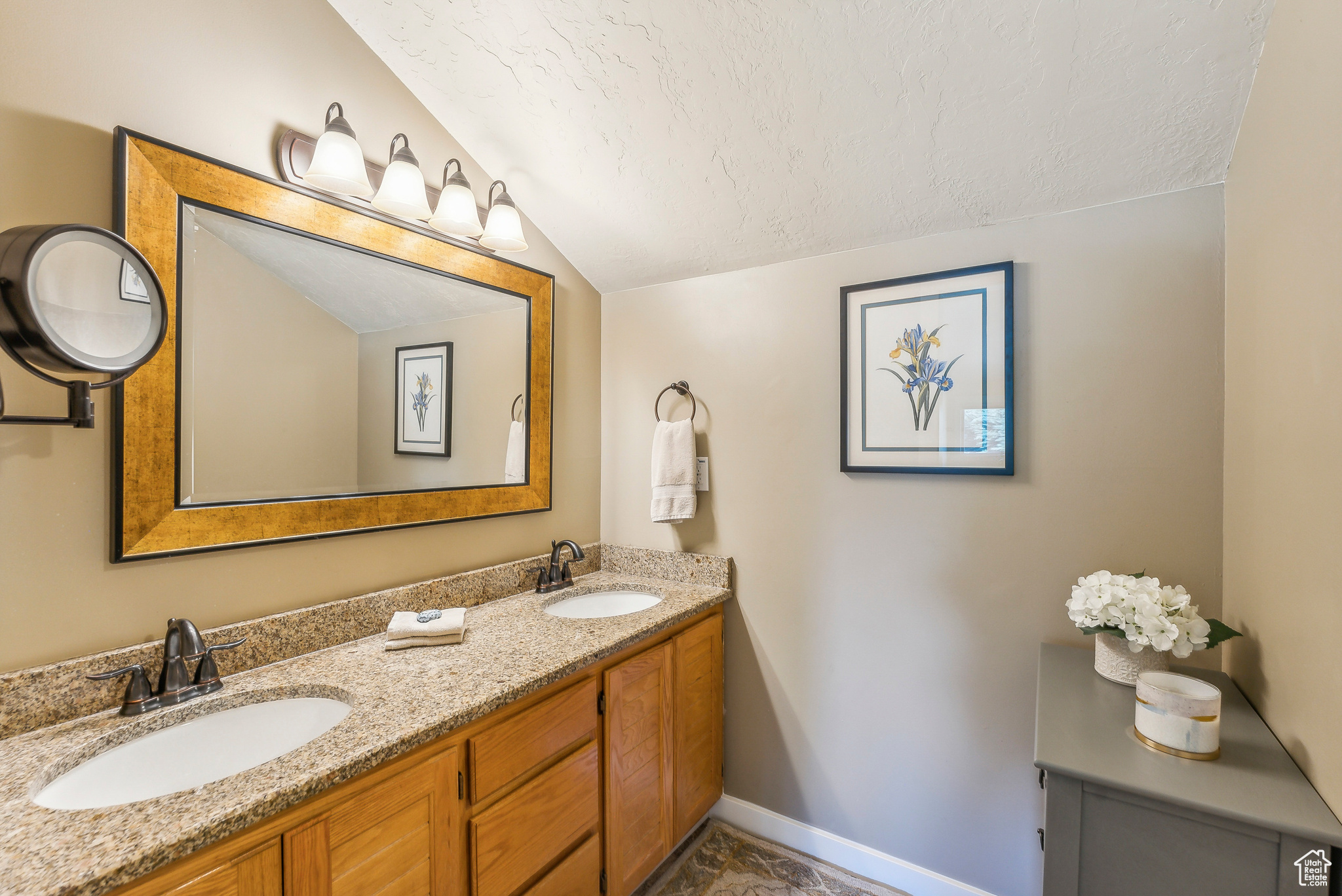 1501 W MEADOW LOOP RD #8