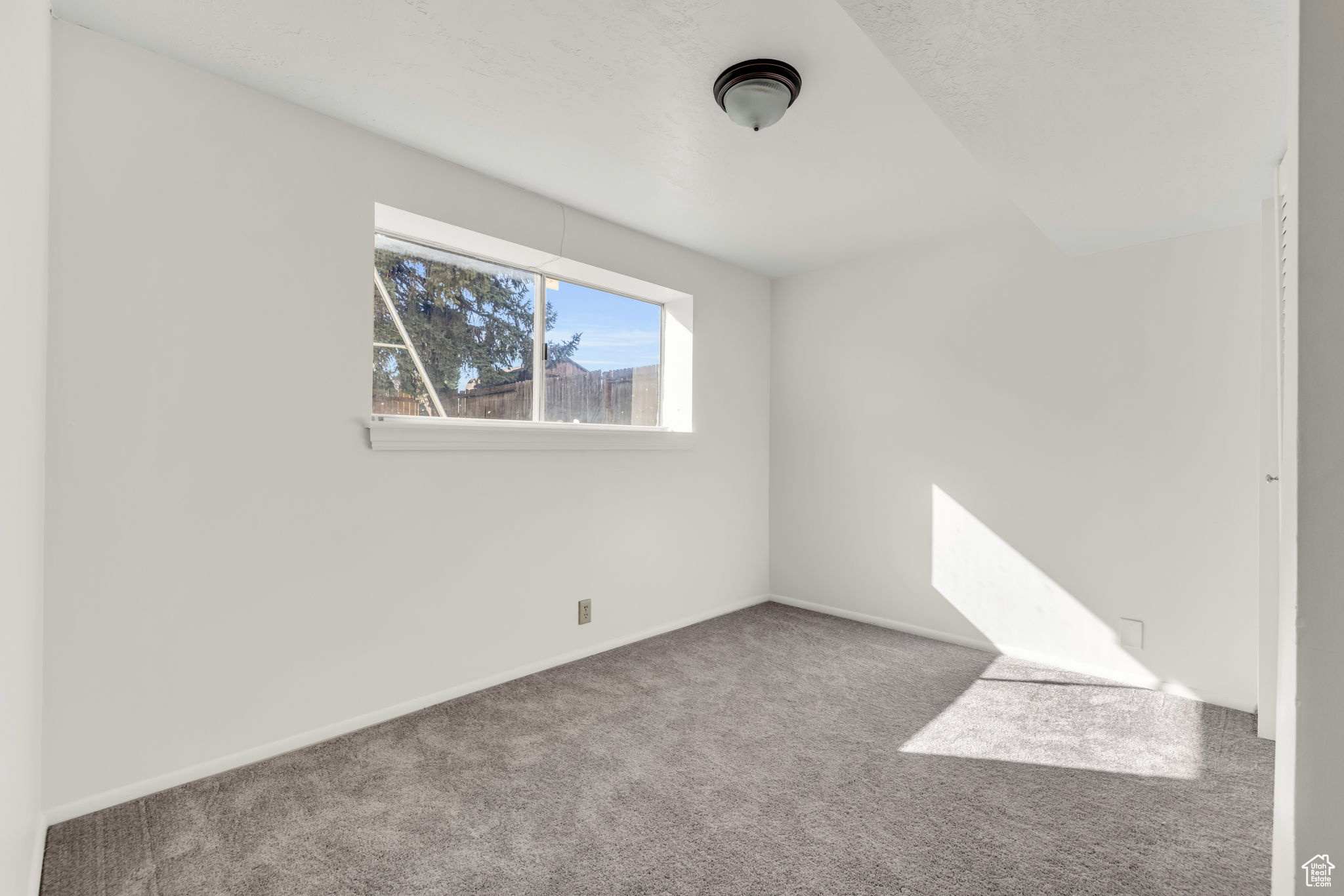 5500 S OBSIDIAN WAY