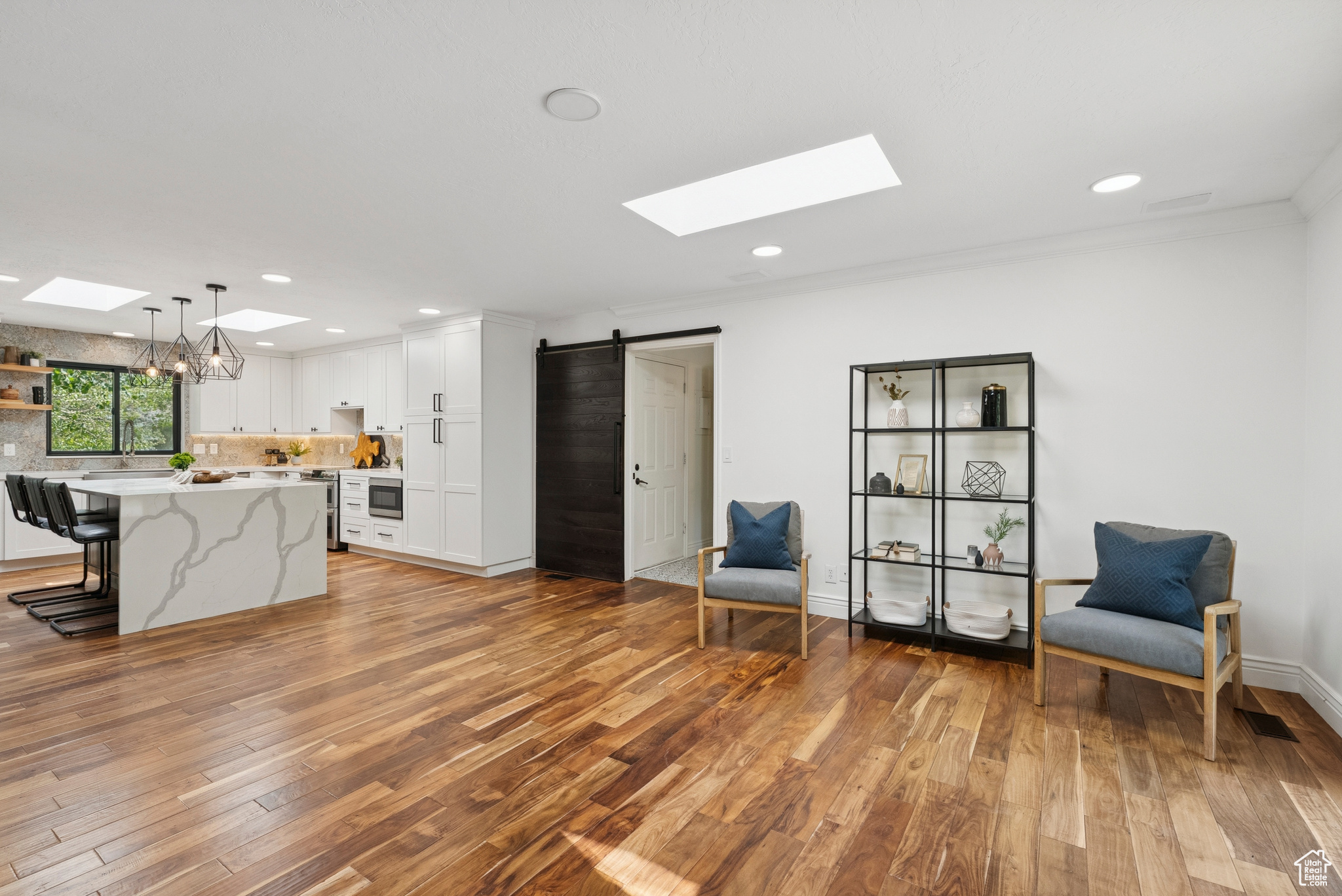 3041 HOMESTEAD RD