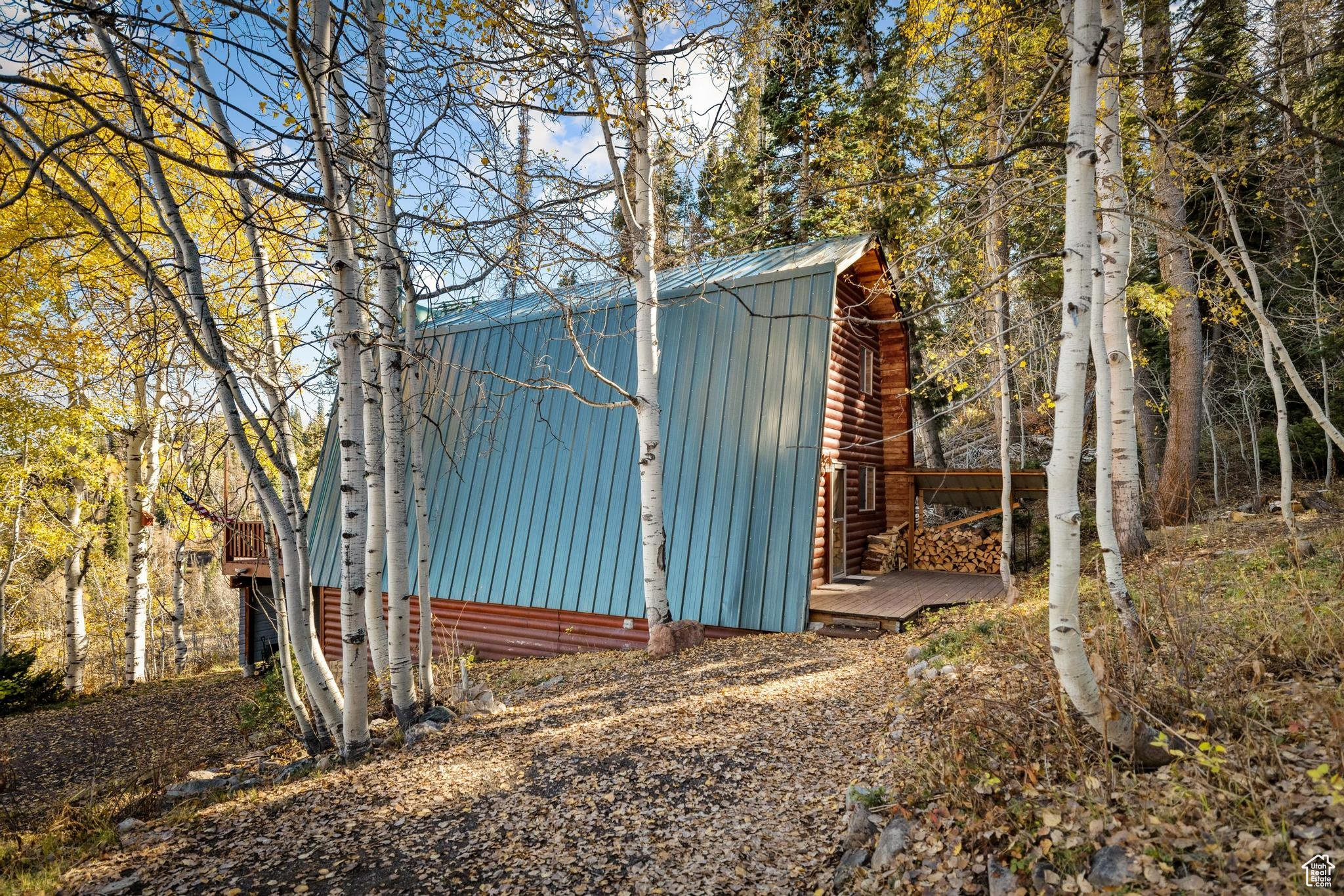 2112 PINE MEADOW DR