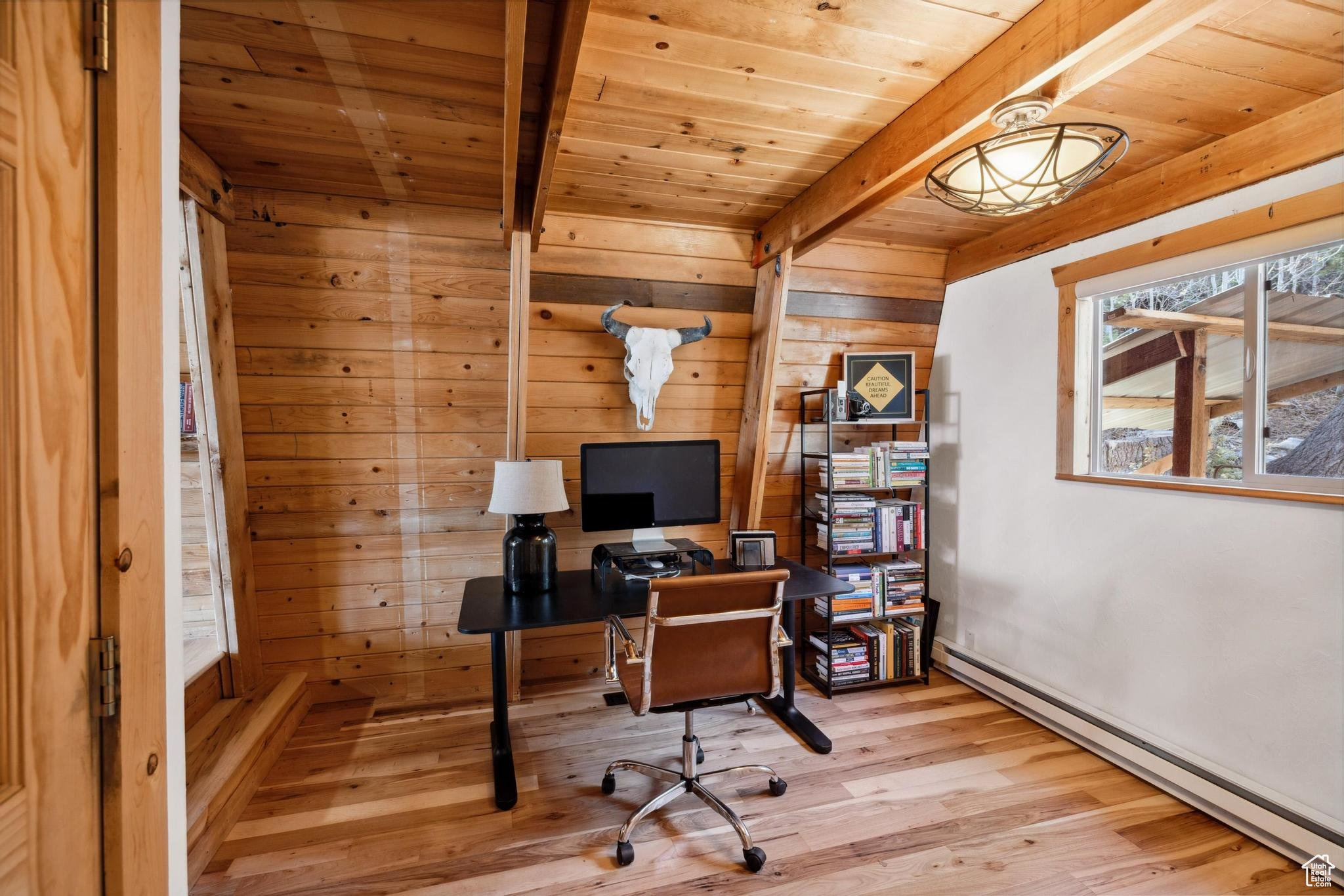 2112 PINE MEADOW DR