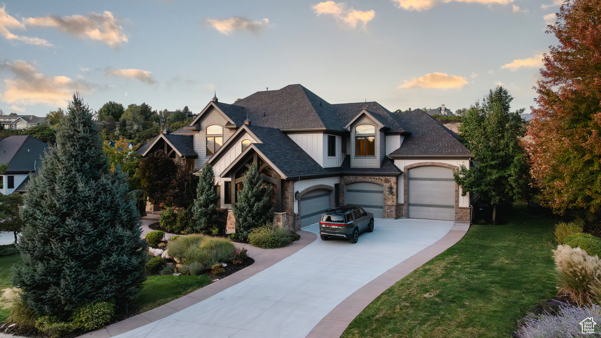 11 BENTBROOK LN
