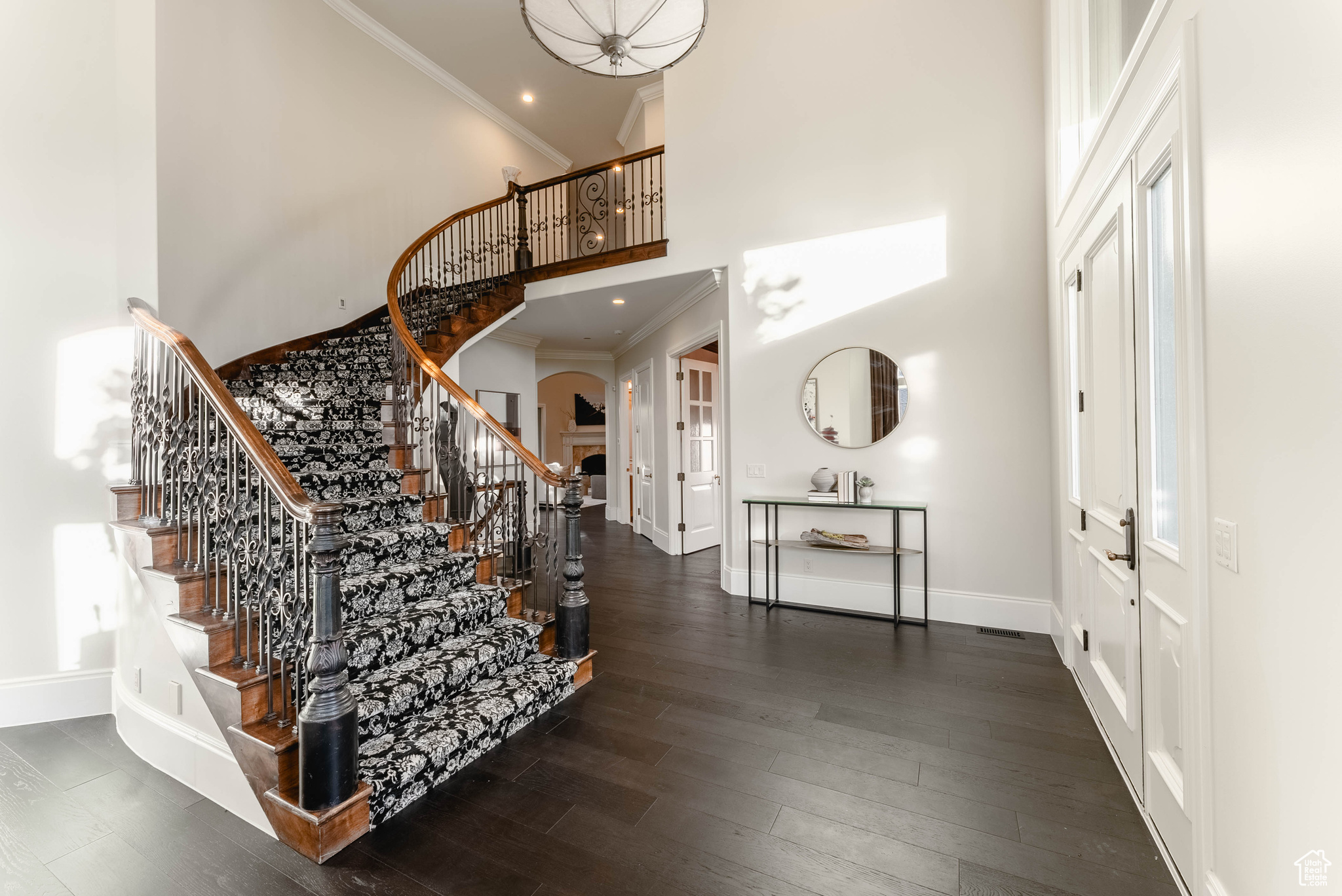 11 BENTBROOK LN