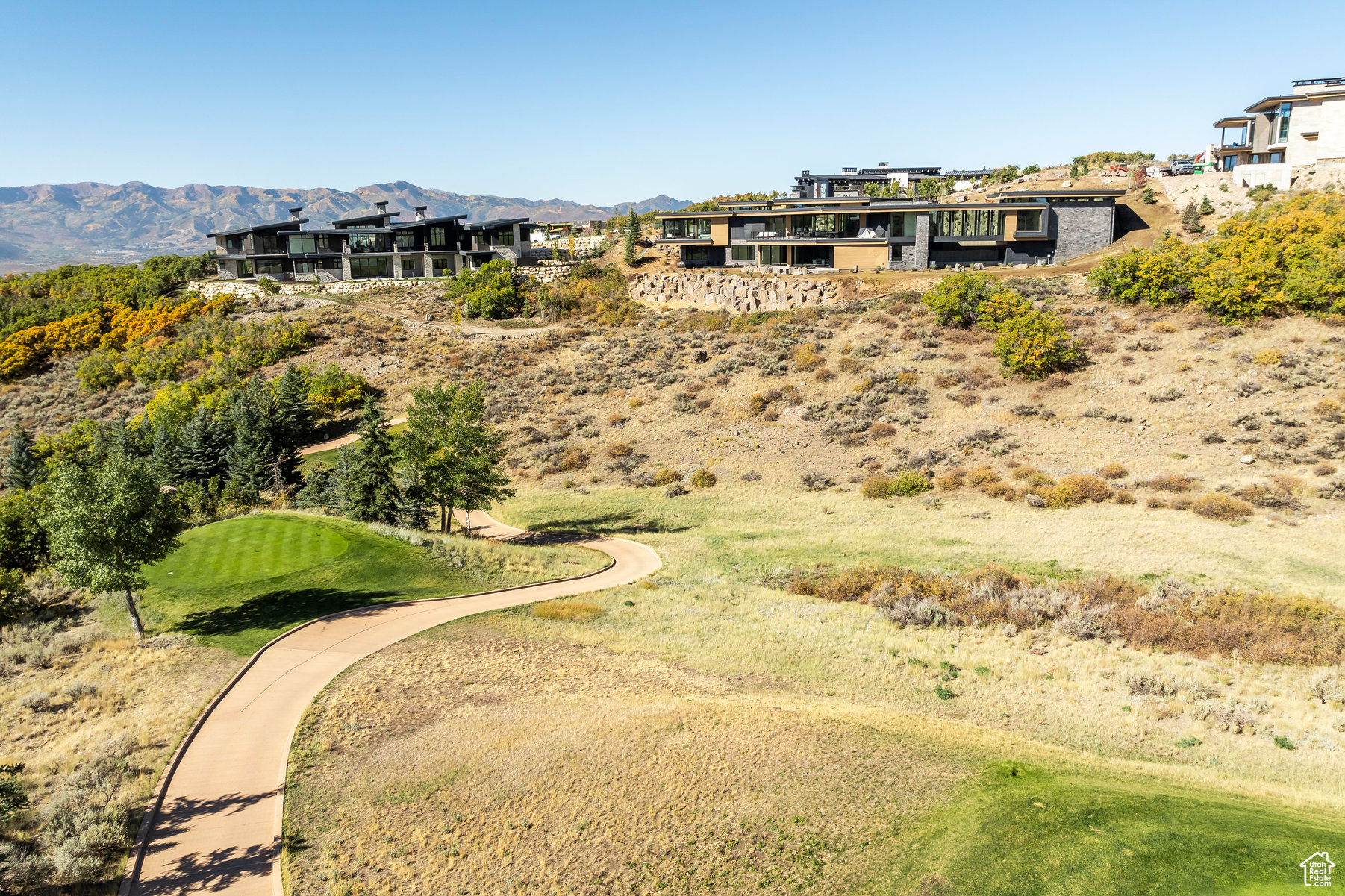 3821 PINNACLE SKY LOOP #3