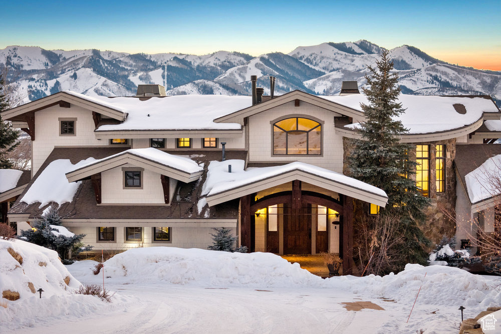 5985 MOUNTAIN RANCH DR
