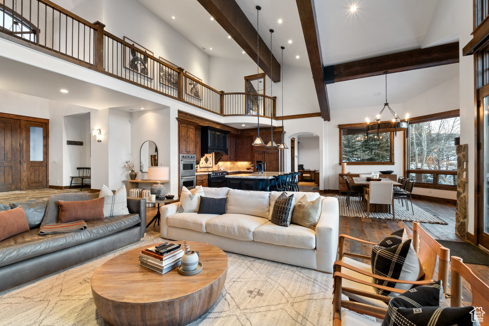 5985 MOUNTAIN RANCH DR