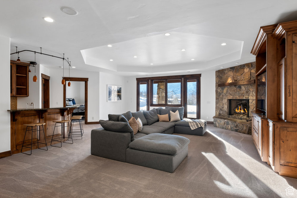 5985 MOUNTAIN RANCH DR