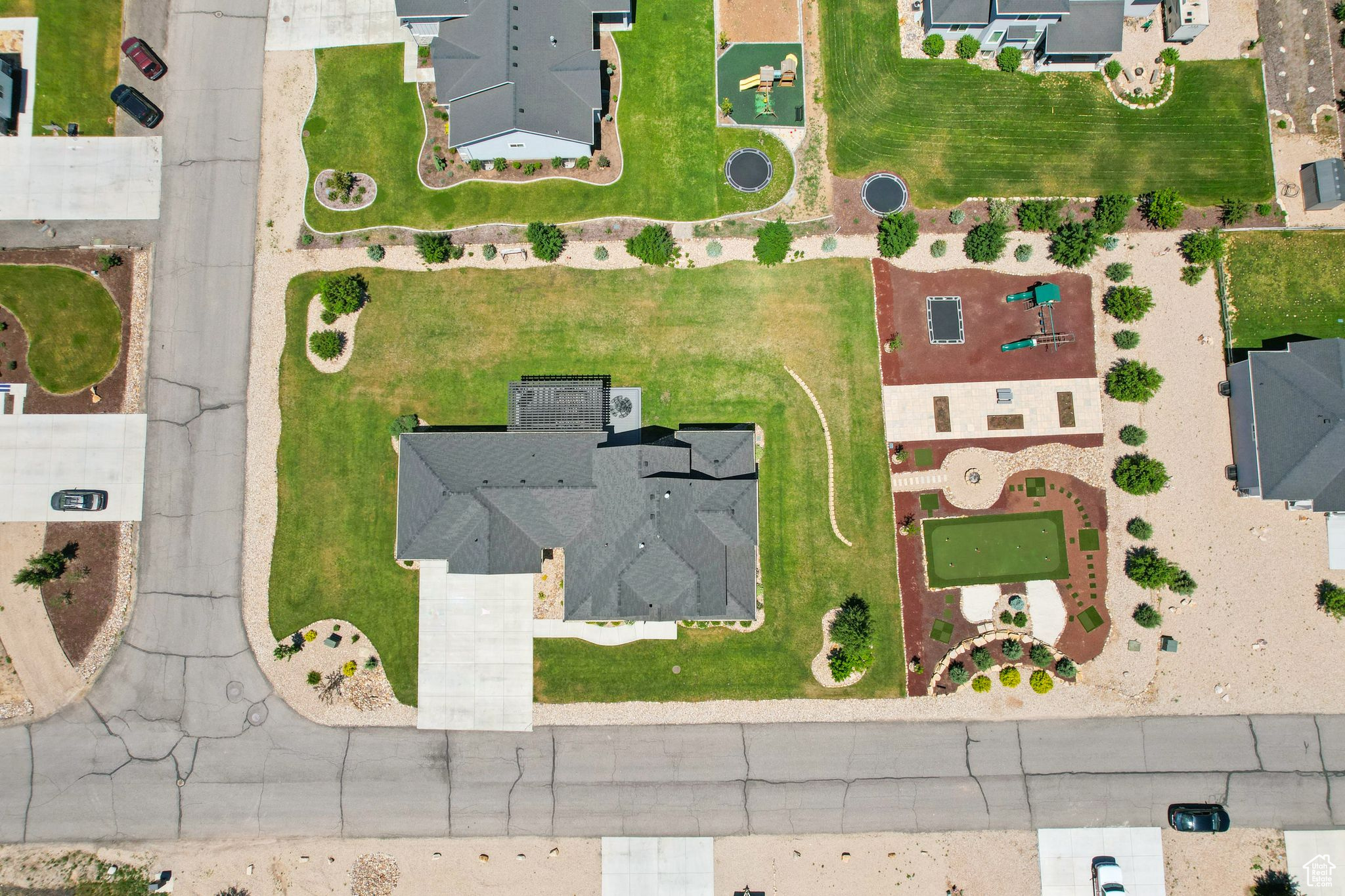 1501 BIRCH WAY