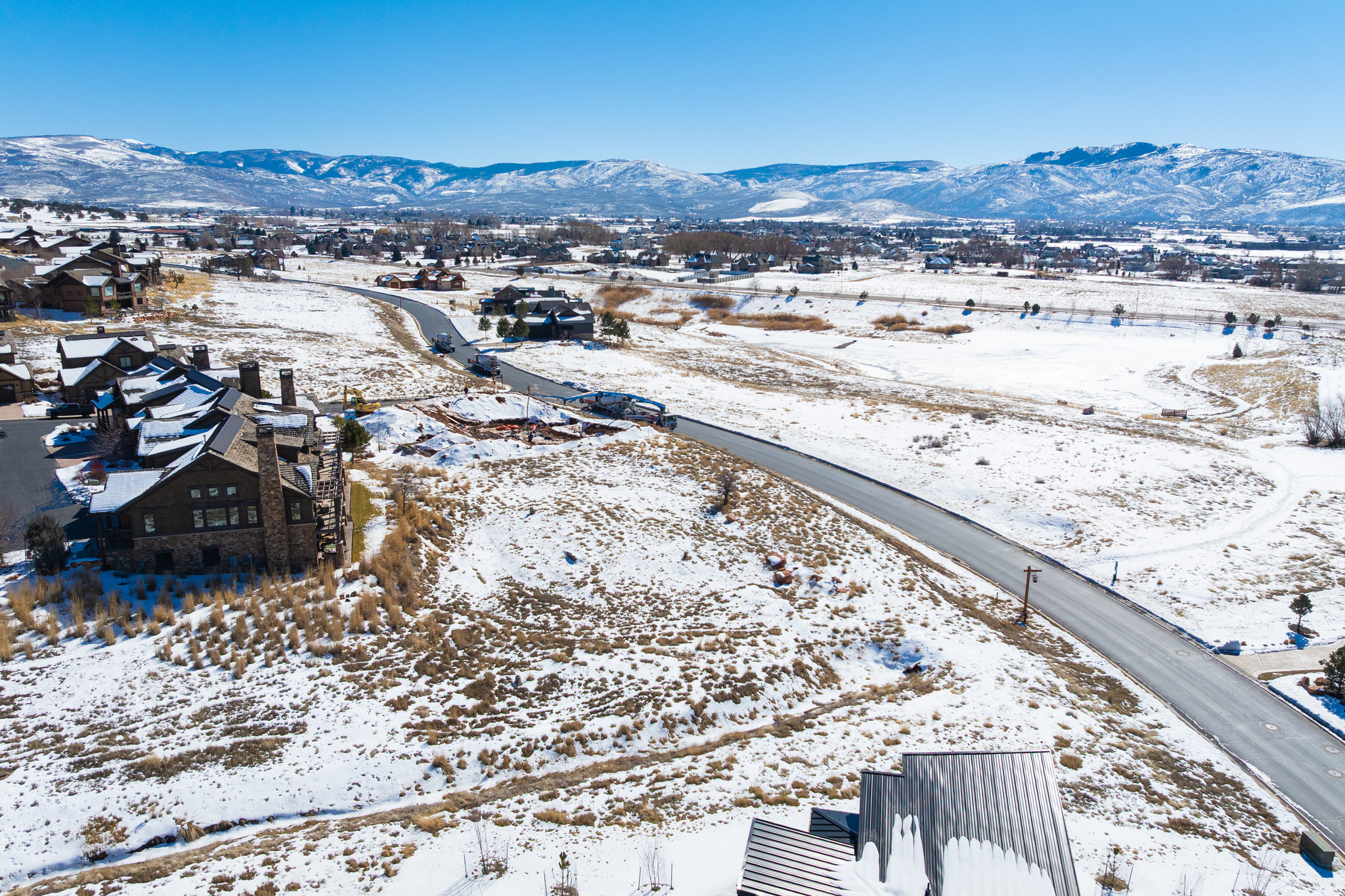 158 N HAYSTACK MOUNTAIN DR Unit: 13