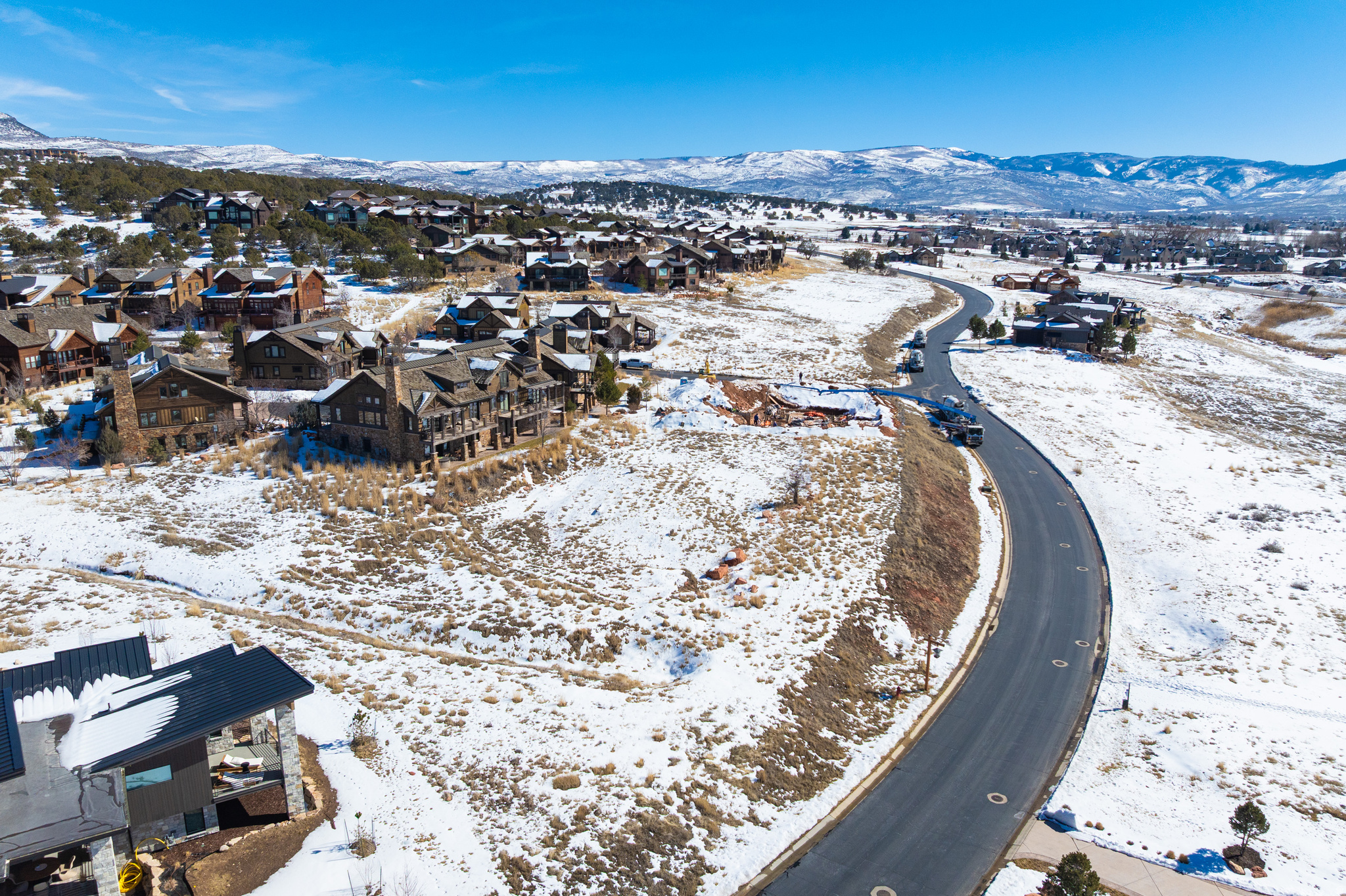 158 N HAYSTACK MOUNTAIN DR Unit: 13