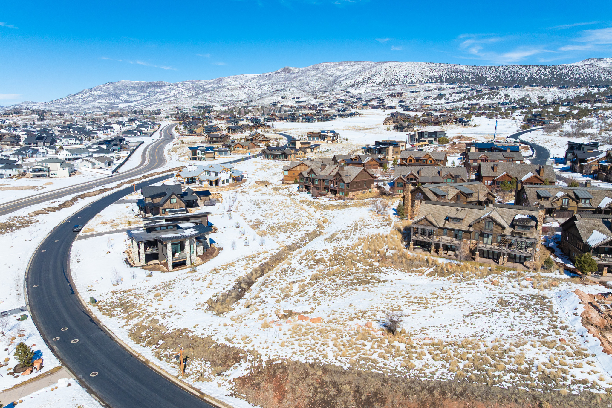 158 N HAYSTACK MOUNTAIN DR Unit: 13