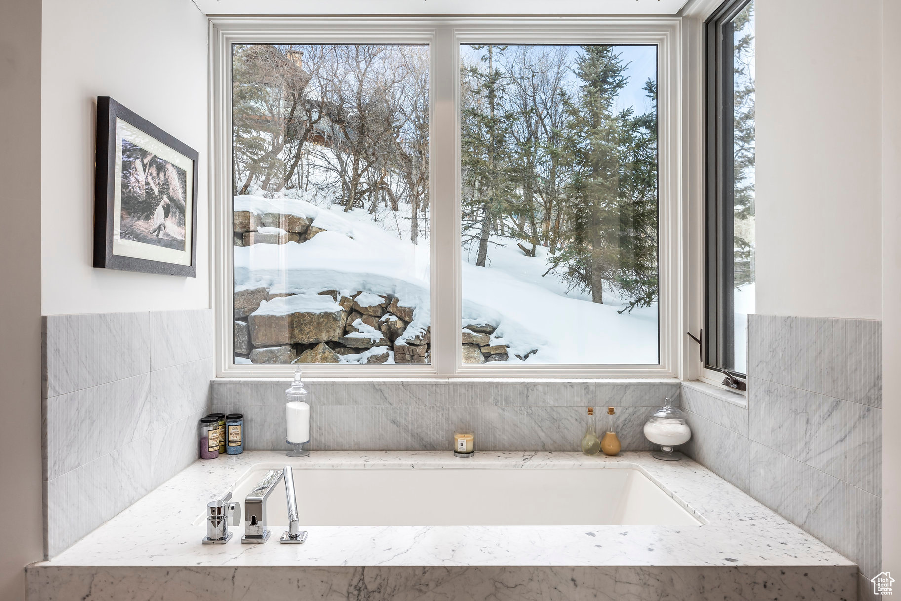 2908 W DEER POINTE DR