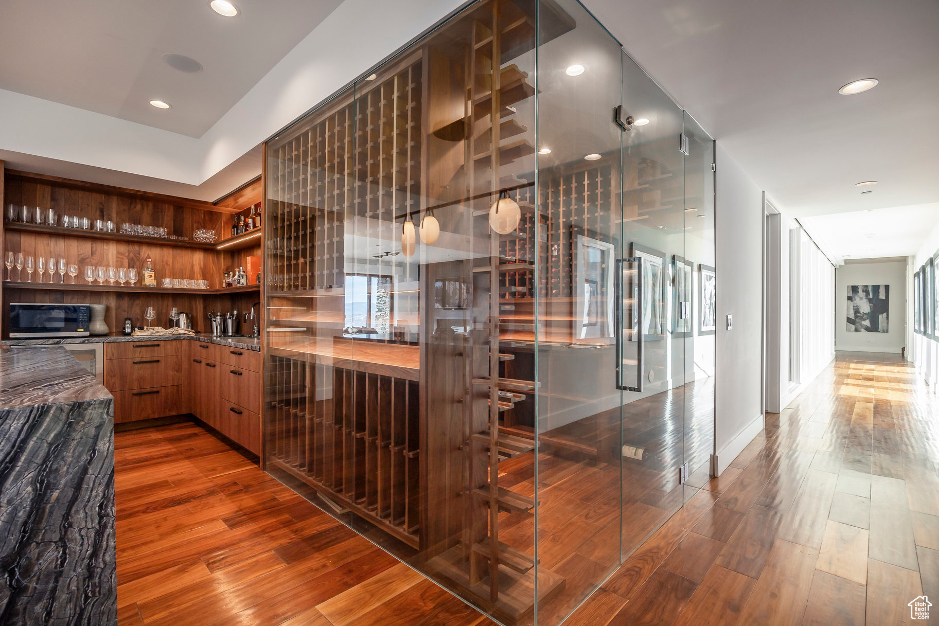 2908 W DEER POINTE DR