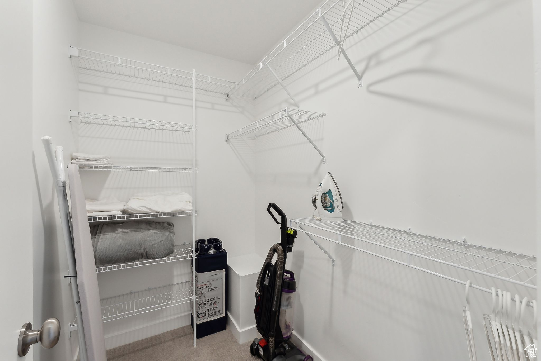 306 W AZURE SKY LN