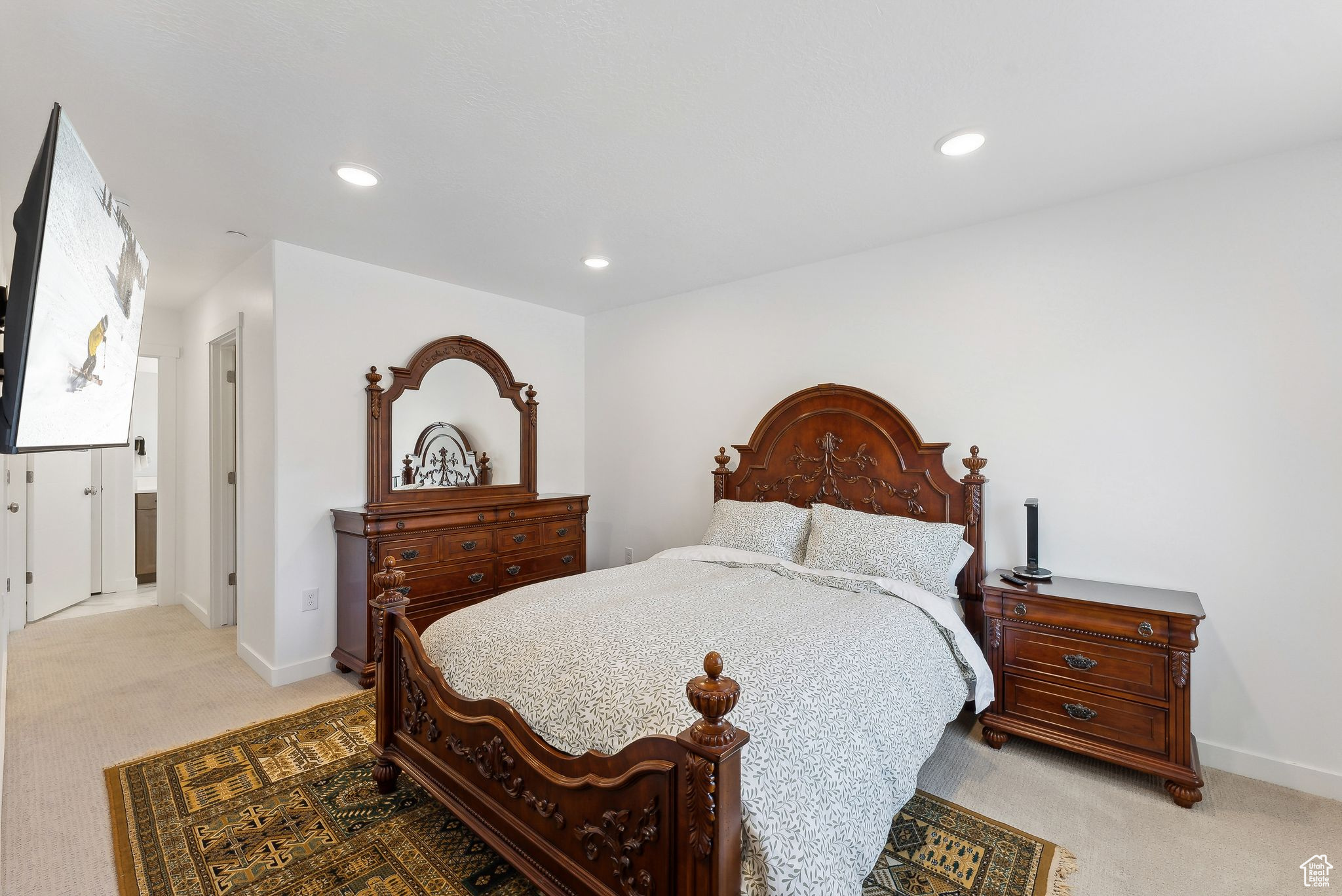 306 W AZURE SKY LN