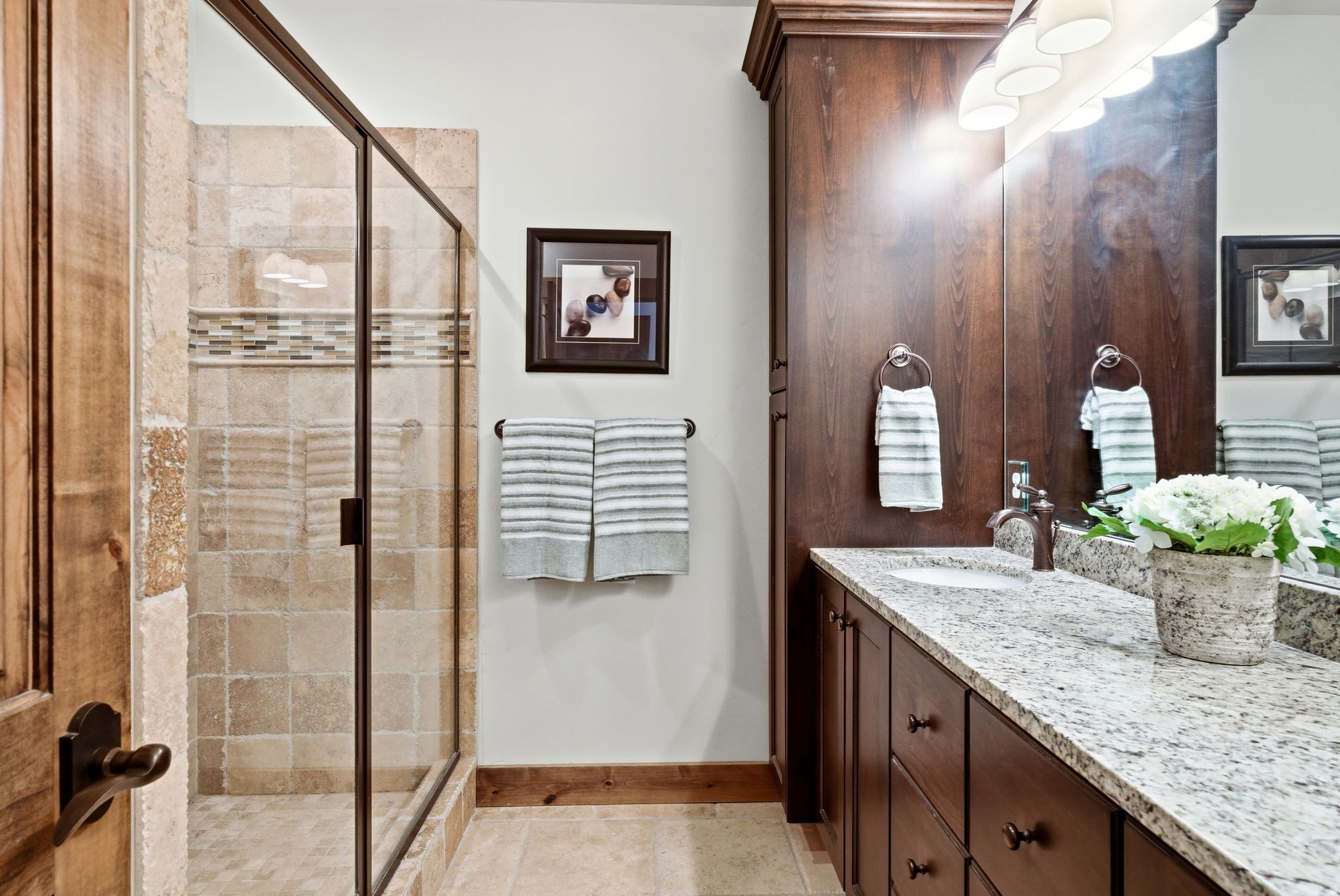 9855 N N VISTA DR #104