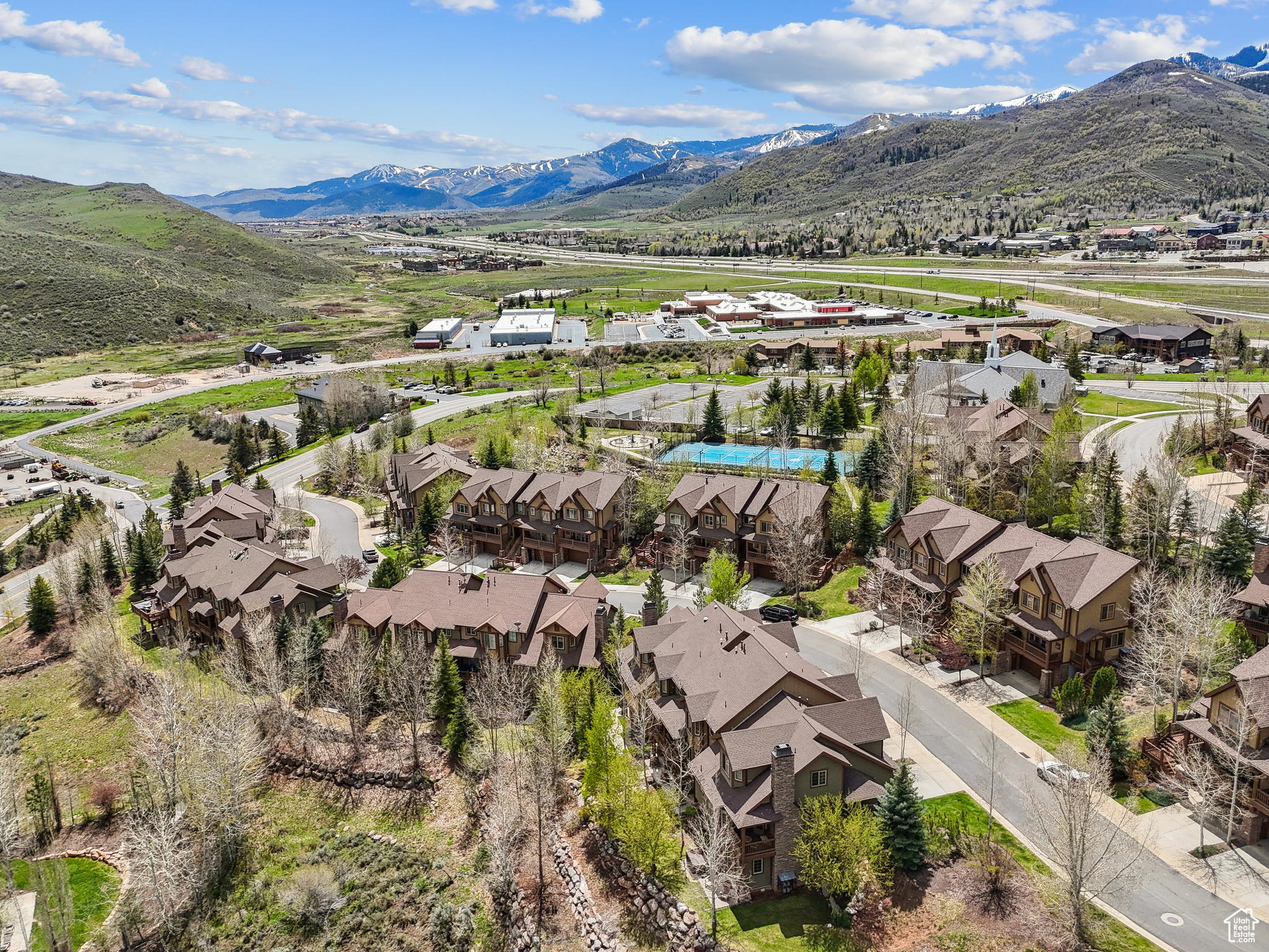 3029 CANYON LINKS DR