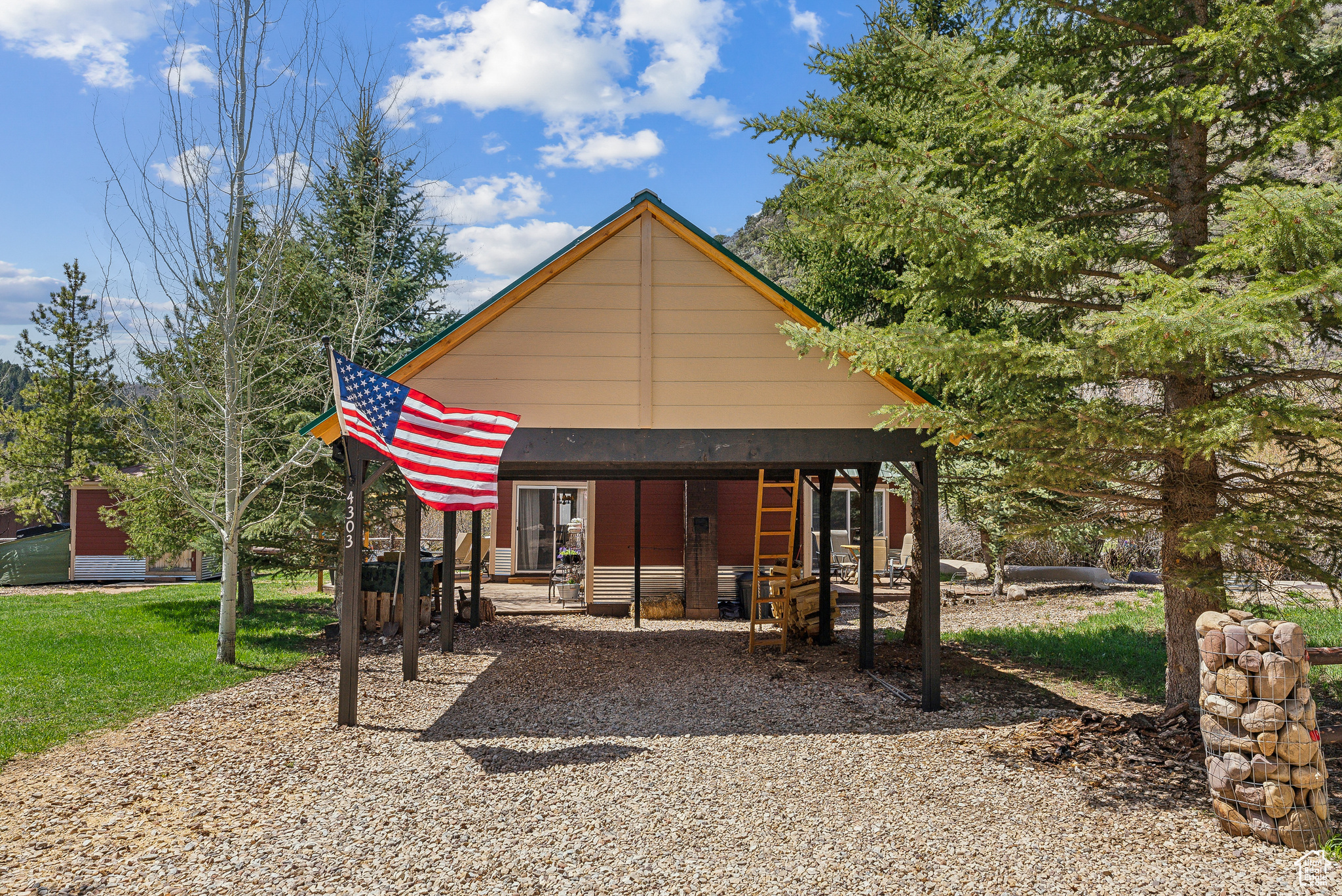 4303 BEAVER CREEK RD