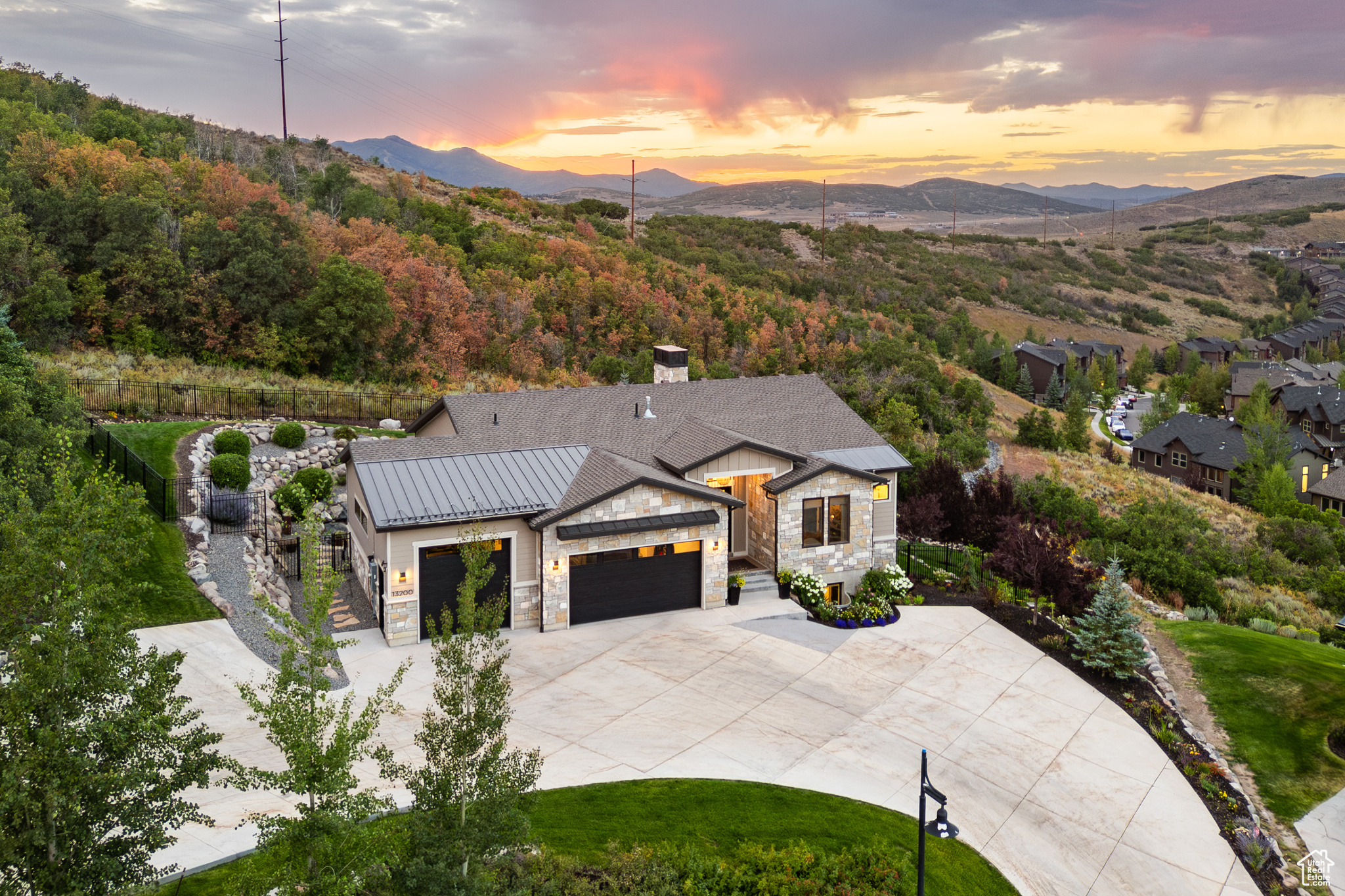 13200 N ALEXIS DR