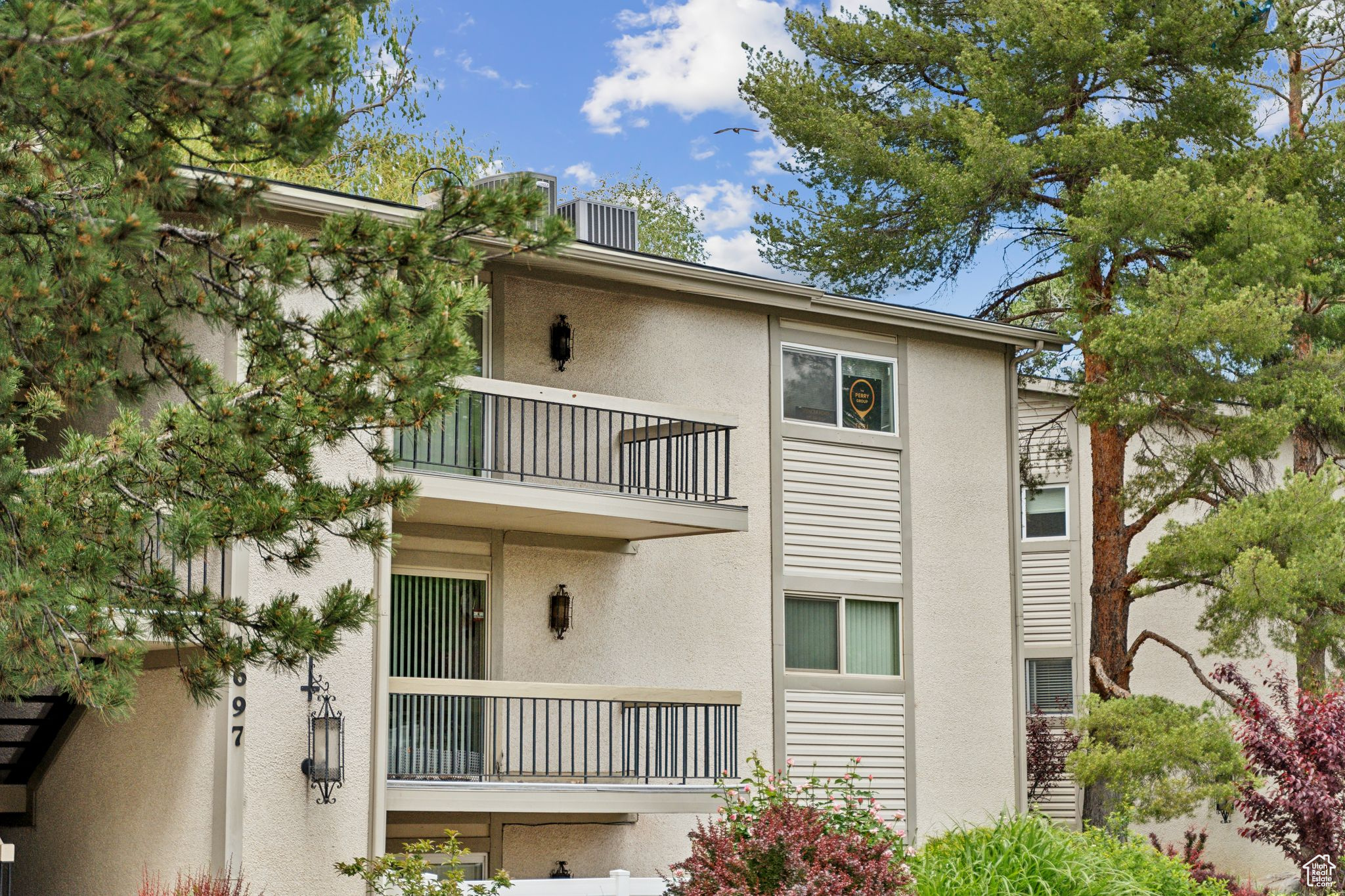 1697 E WOODBRIDGE DR #6