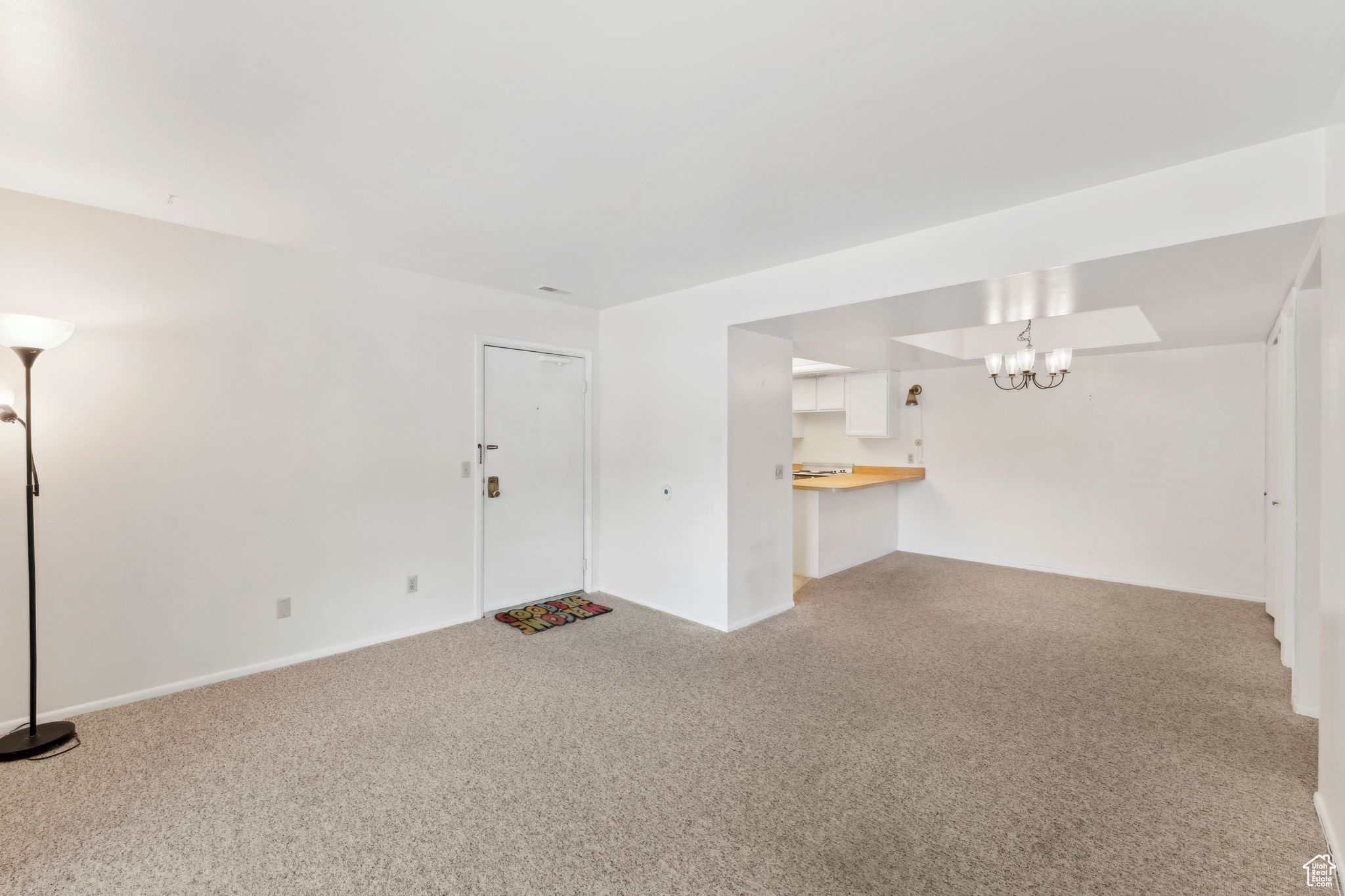 1697 E WOODBRIDGE DR #6