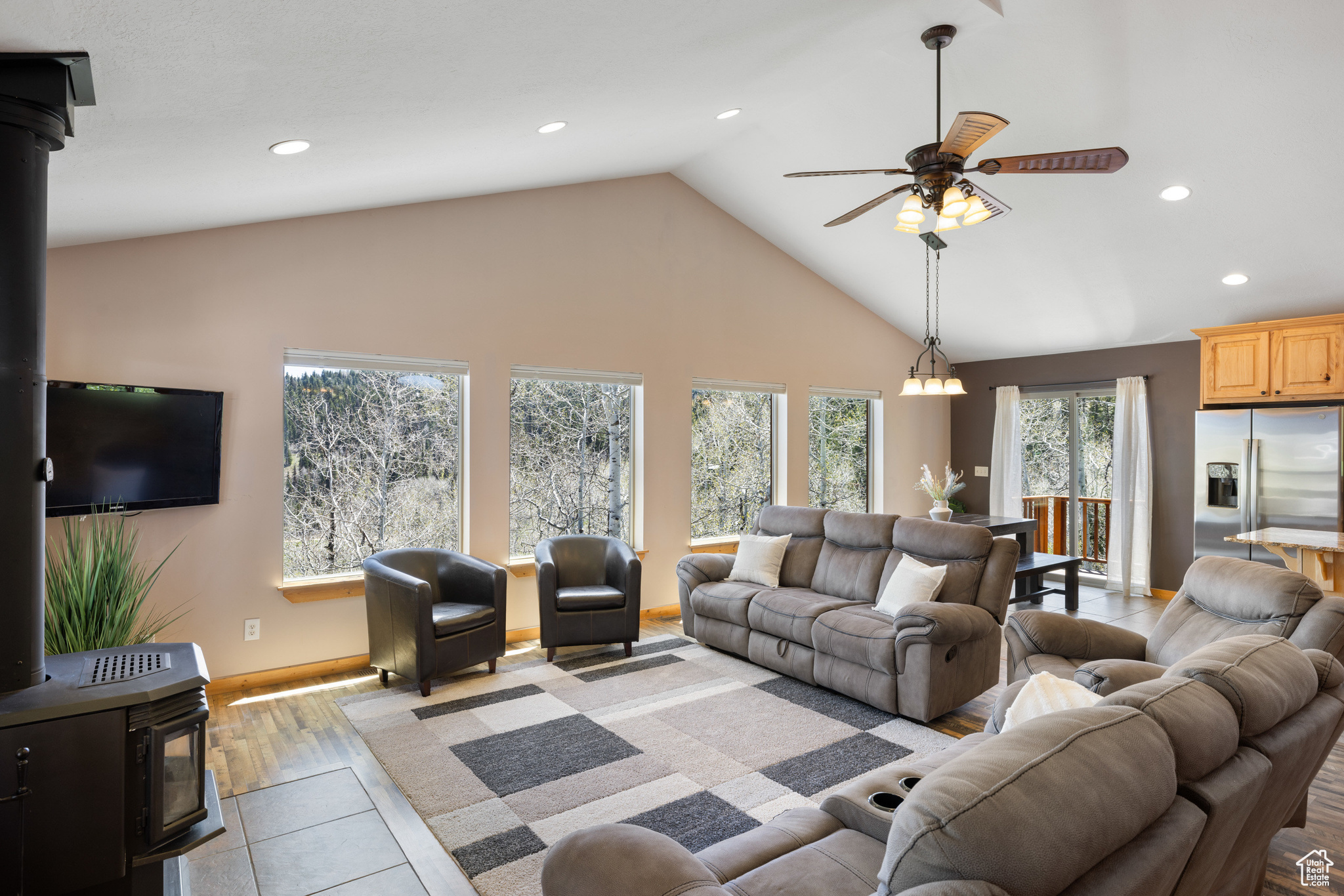 1091 W BEAVER CIR #19