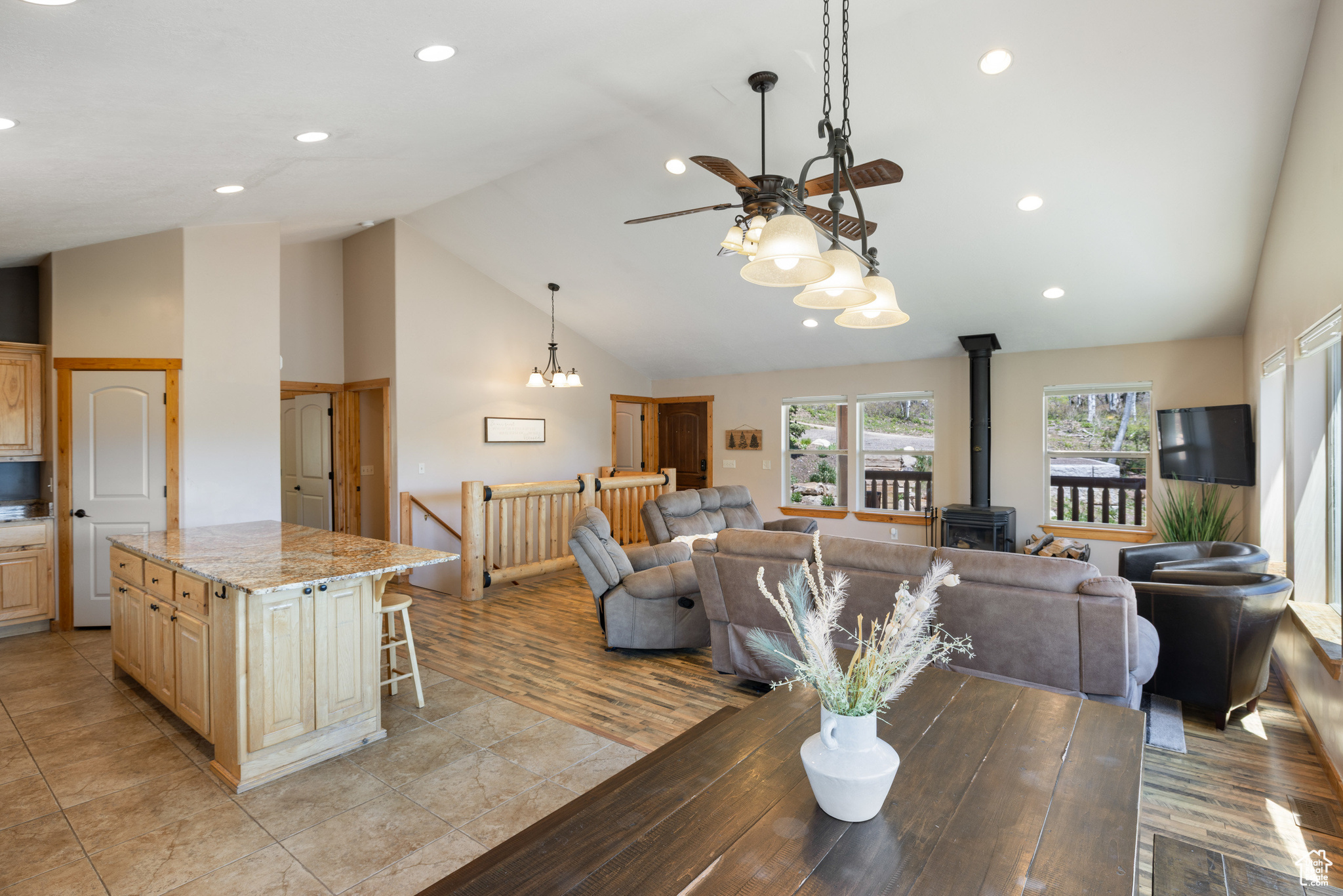 1091 W BEAVER CIR #19