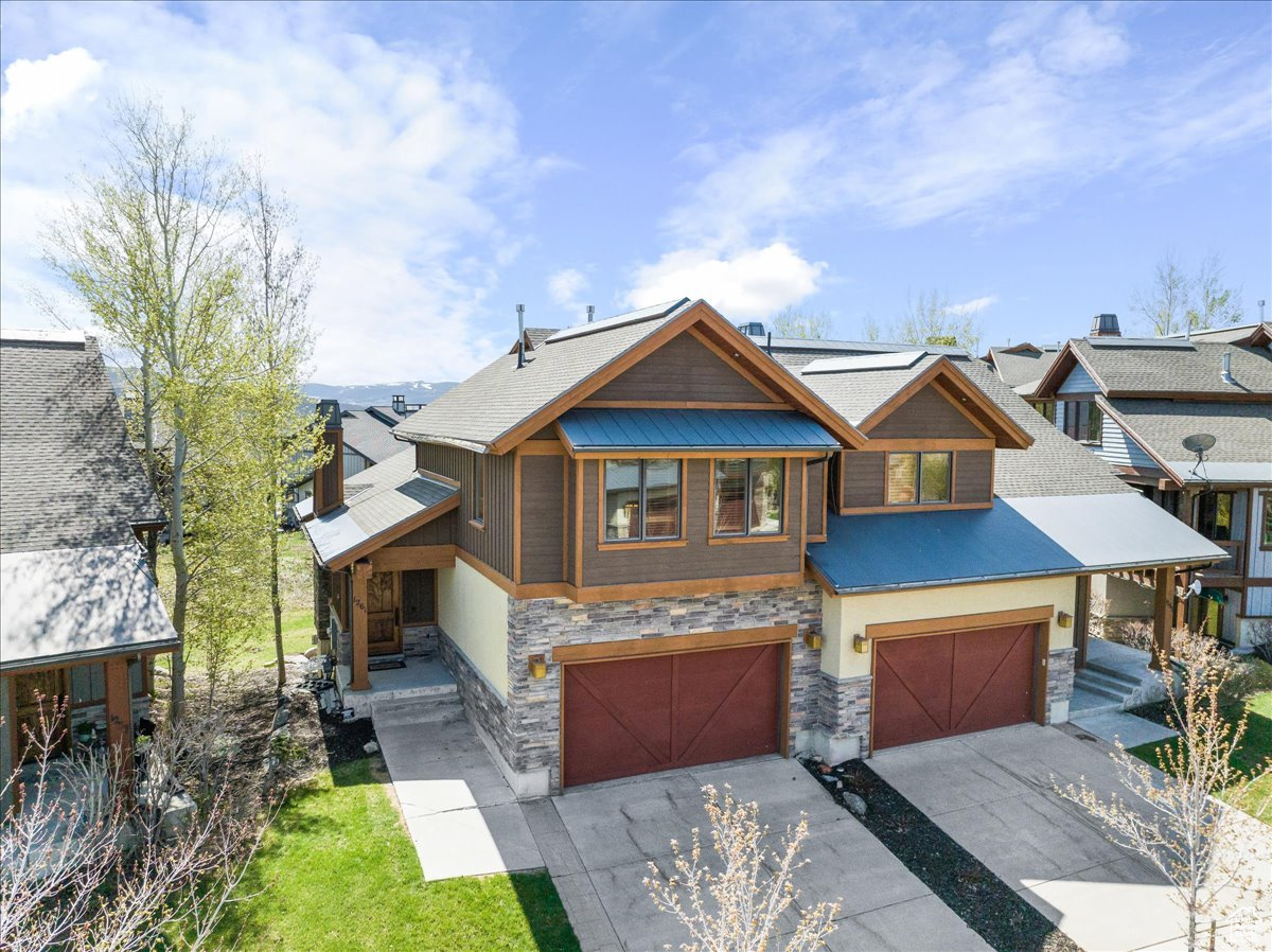 1261 HAILSTONE DR