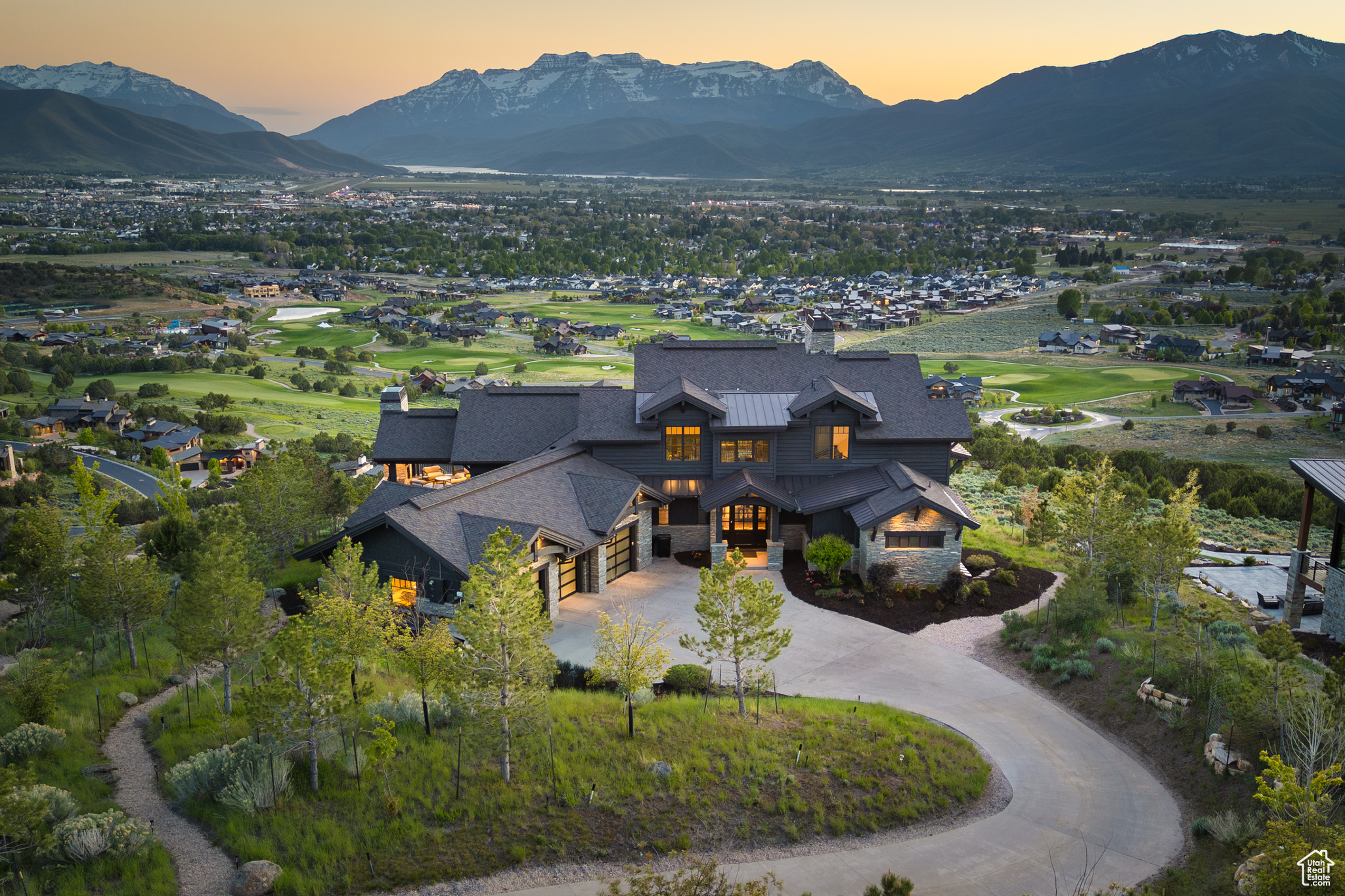 1097 E EXPLORER PEAK DR #425