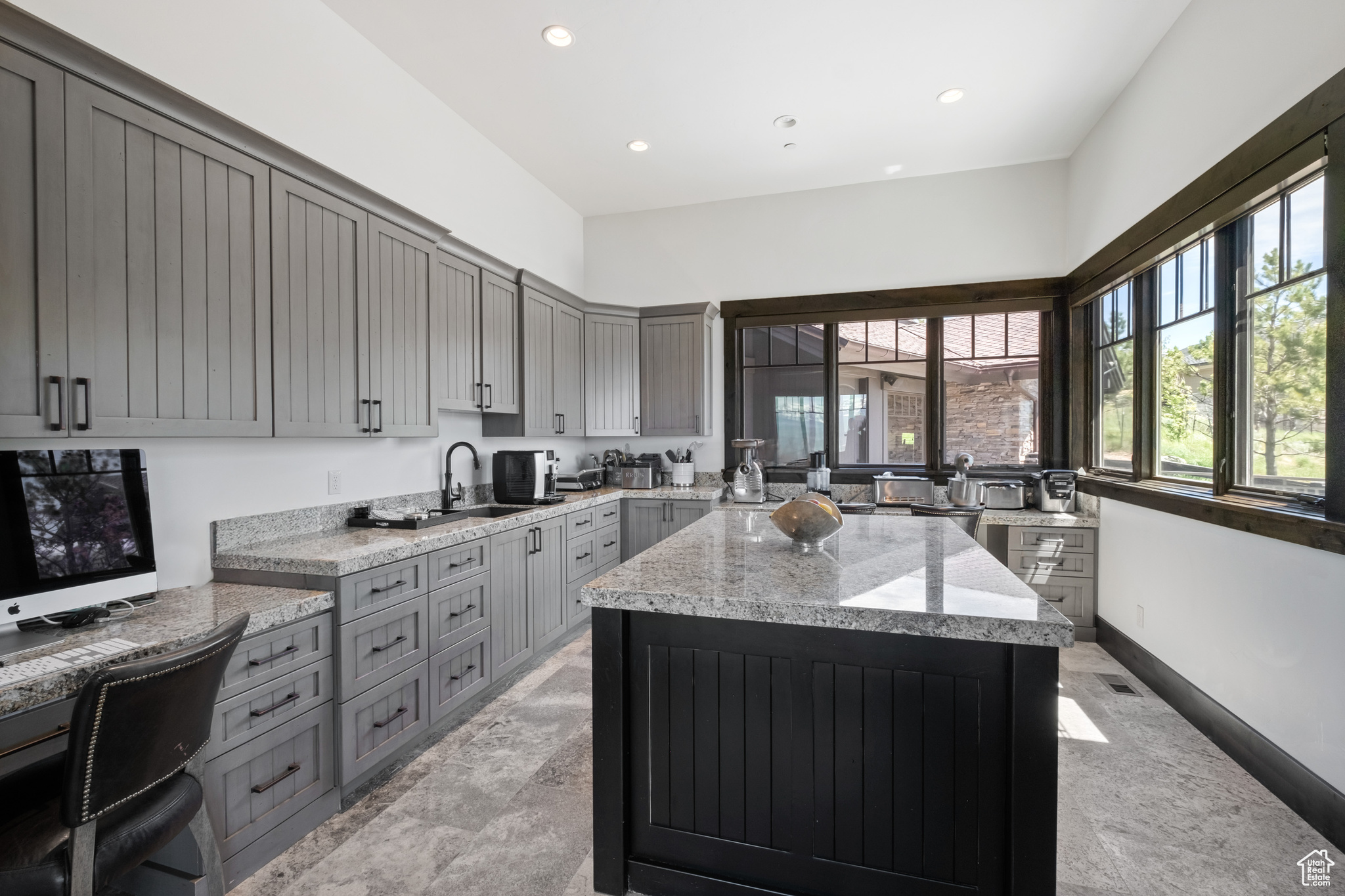 1097 E EXPLORER PEAK DR #425