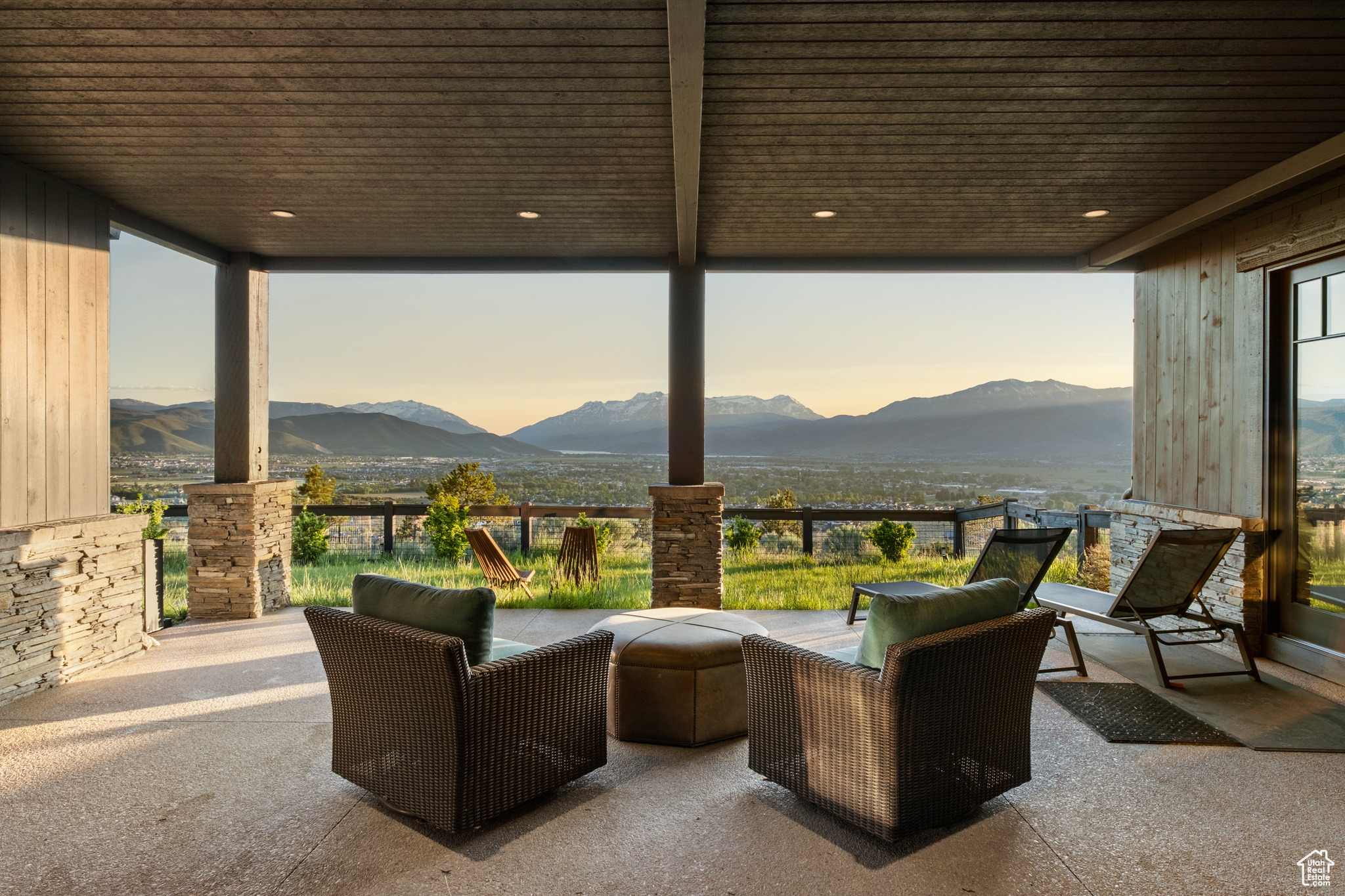 1097 E EXPLORER PEAK DR #425