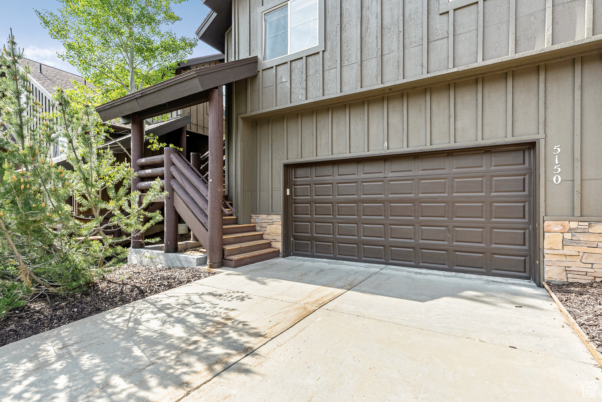 5150 COVE CANYON DR #A