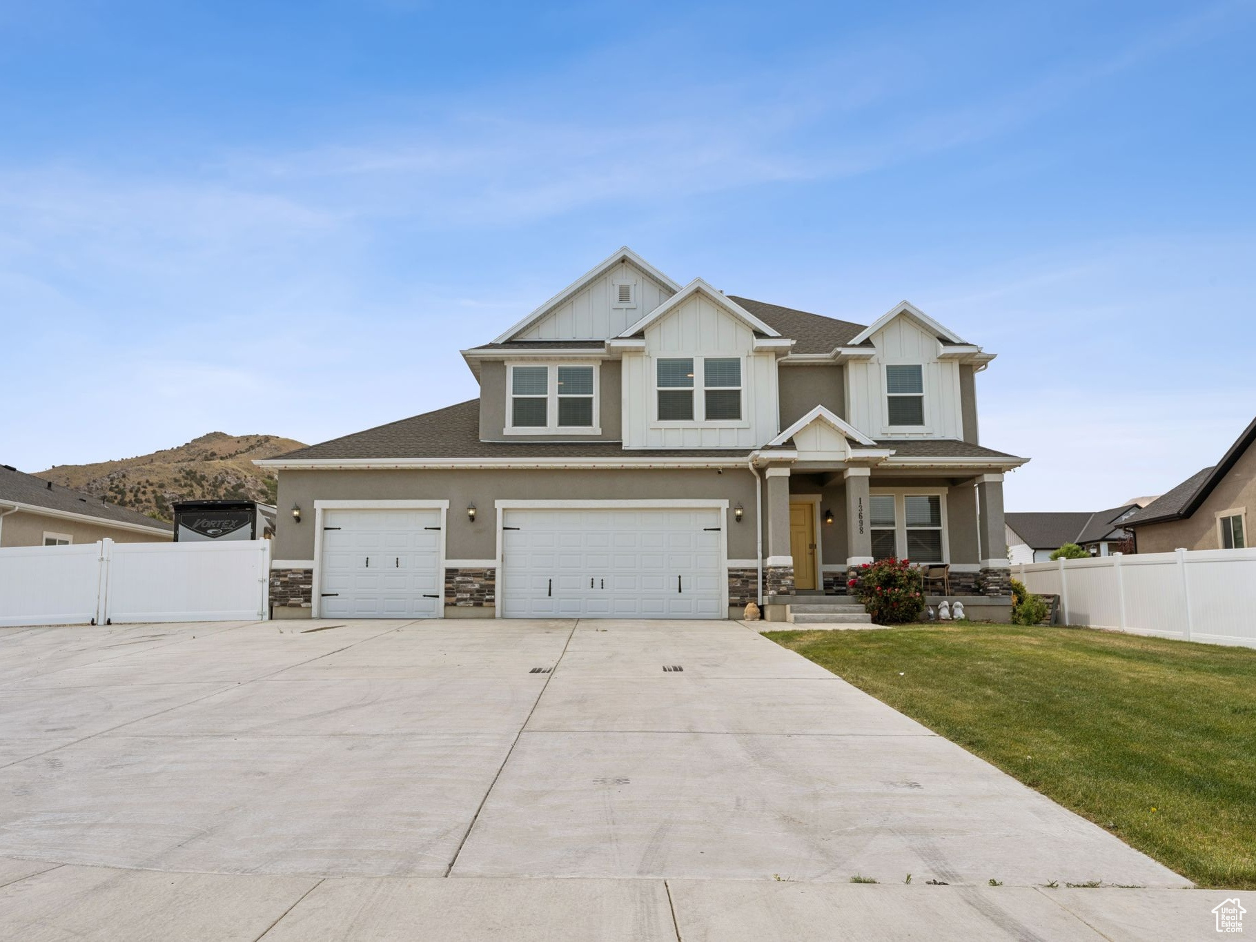 13698 S BLACK HOOF CIR