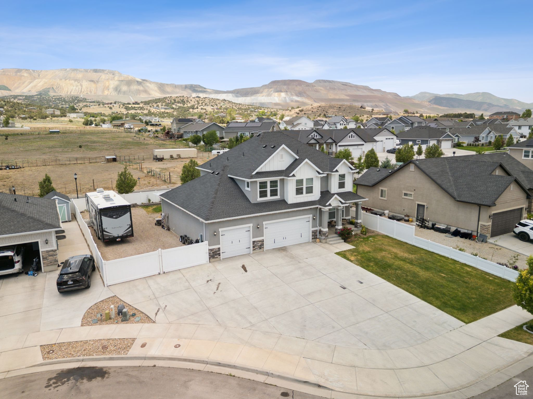13698 S BLACK HOOF CIR