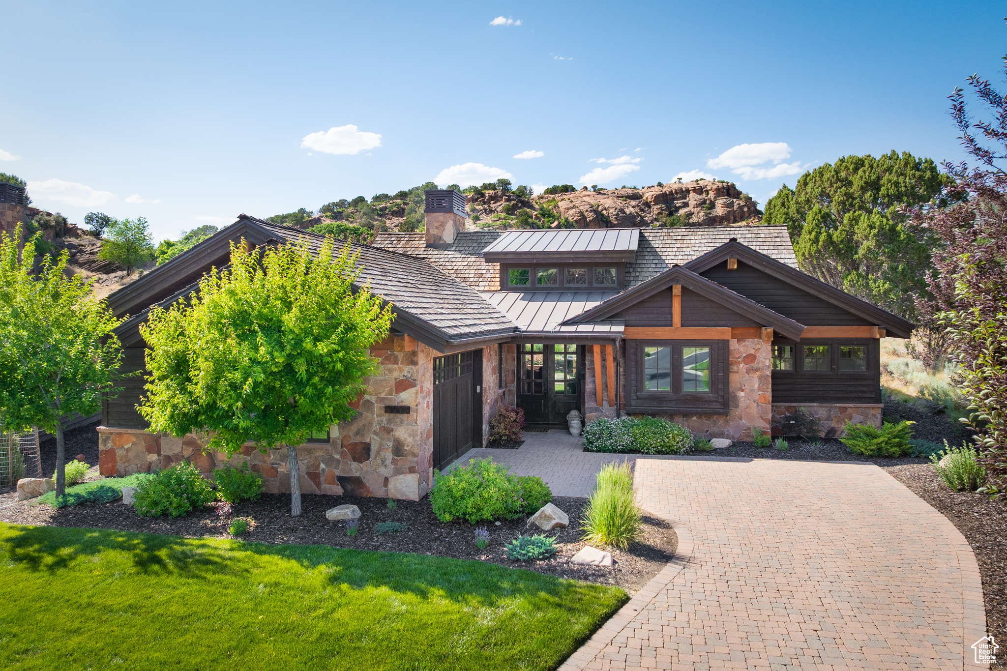 153 N CLUB CABINS CT