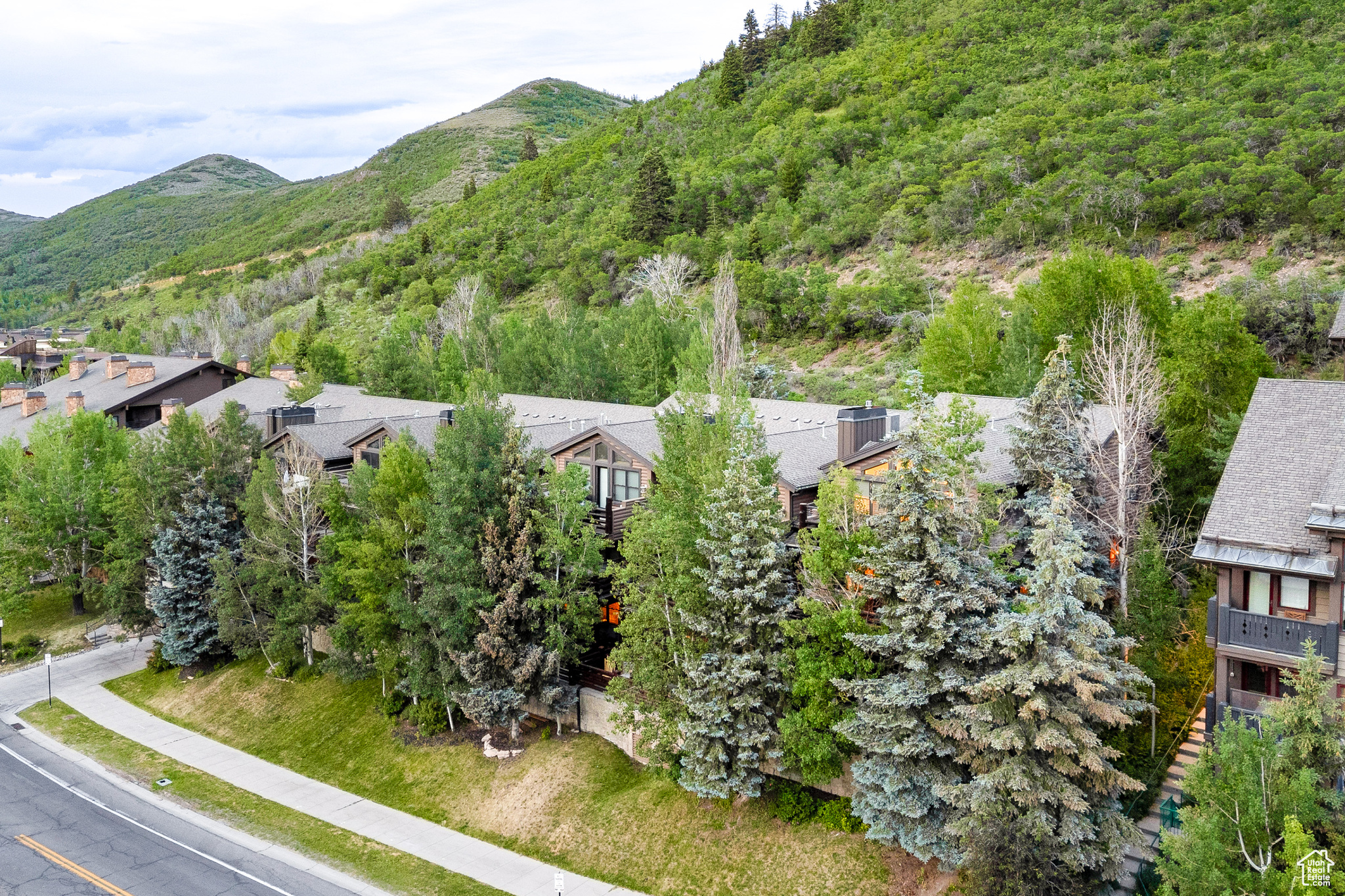 2650 DEER VALLEY DR #207