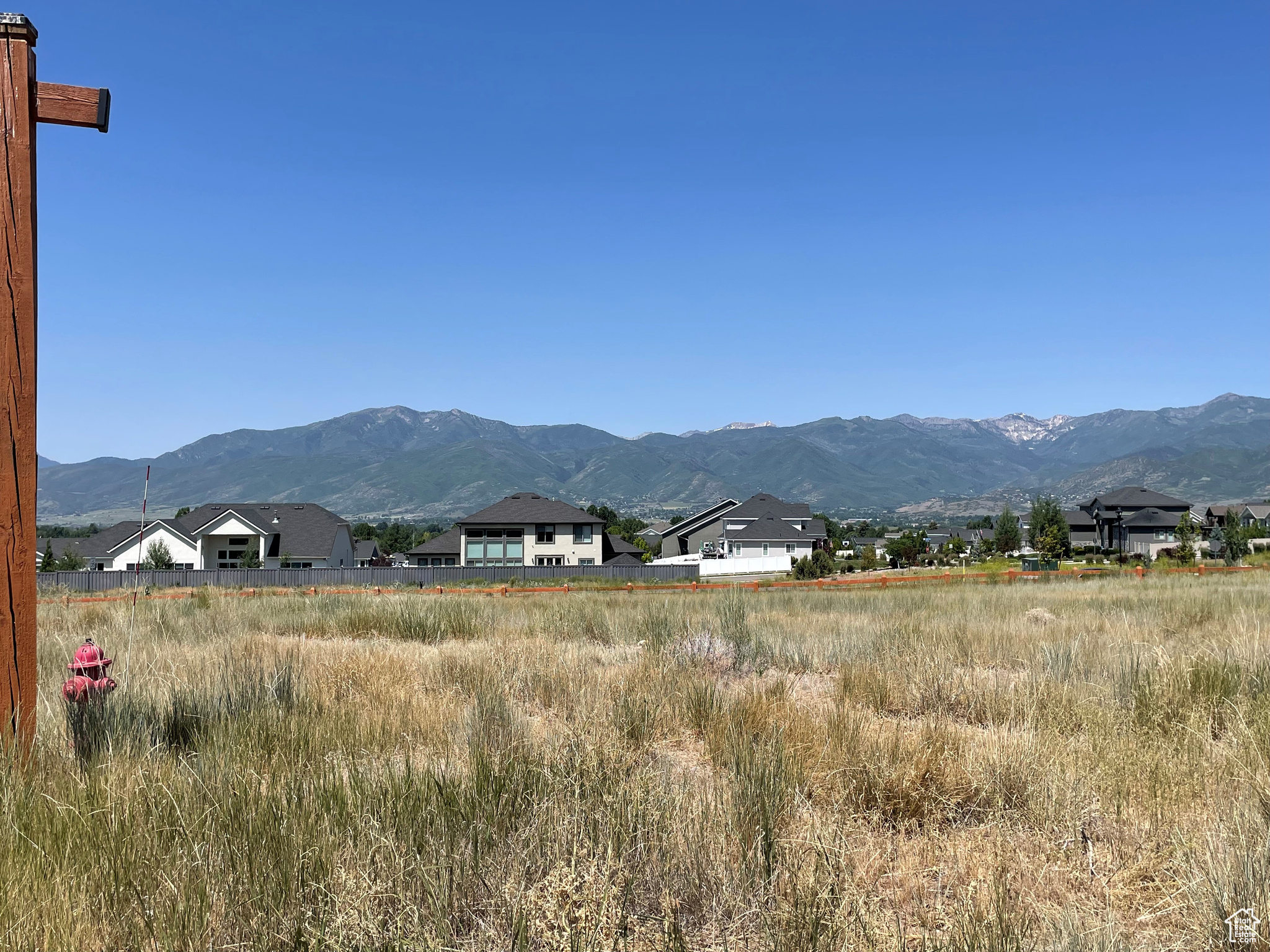 1580 E MOUNT NEBO CIR Unit: 37