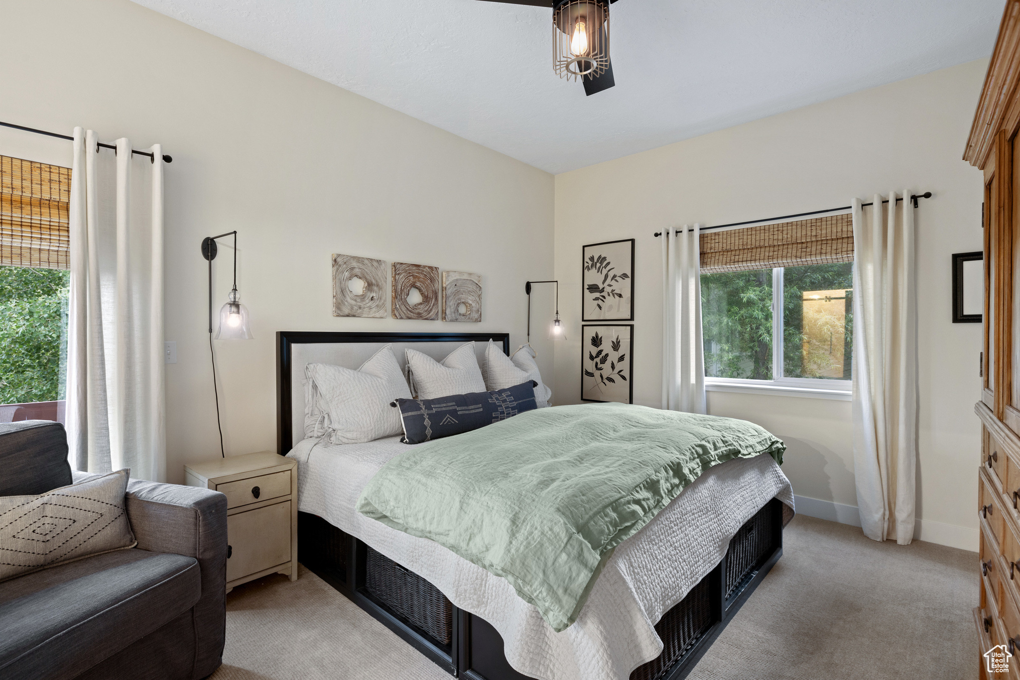 3605 W WRANGLER WAY