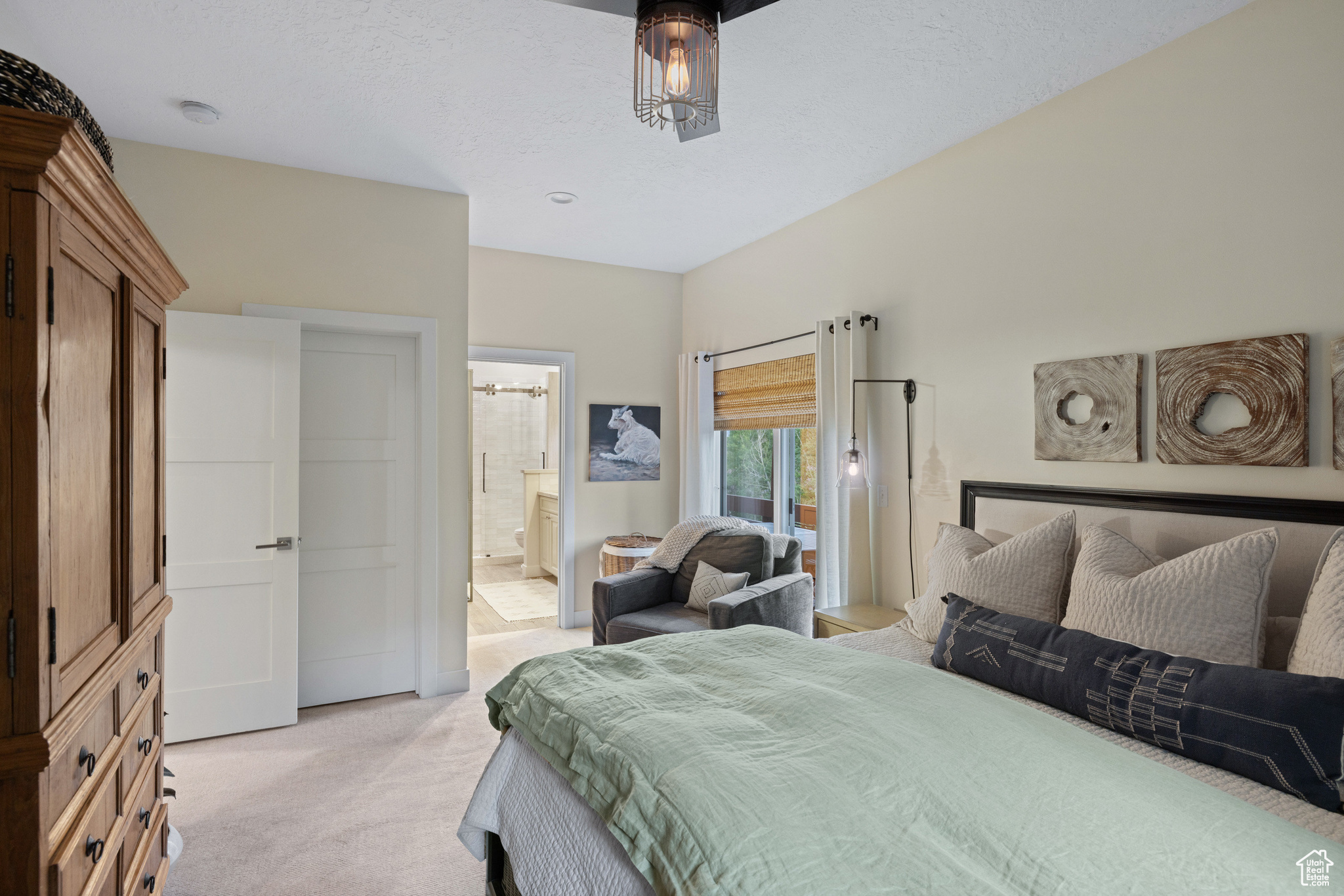 3605 W WRANGLER WAY